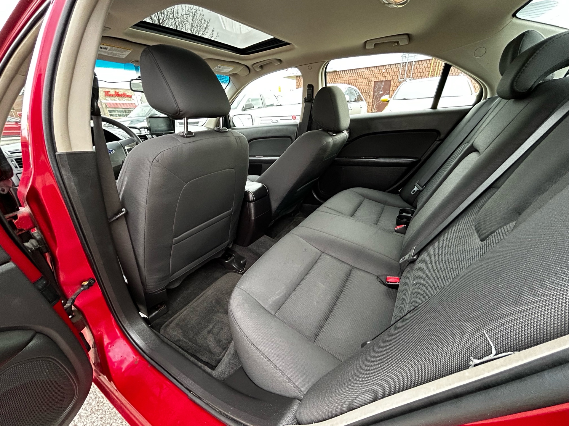 /betaautosales/2011-Ford-Fusion-36410996440214083.jpg