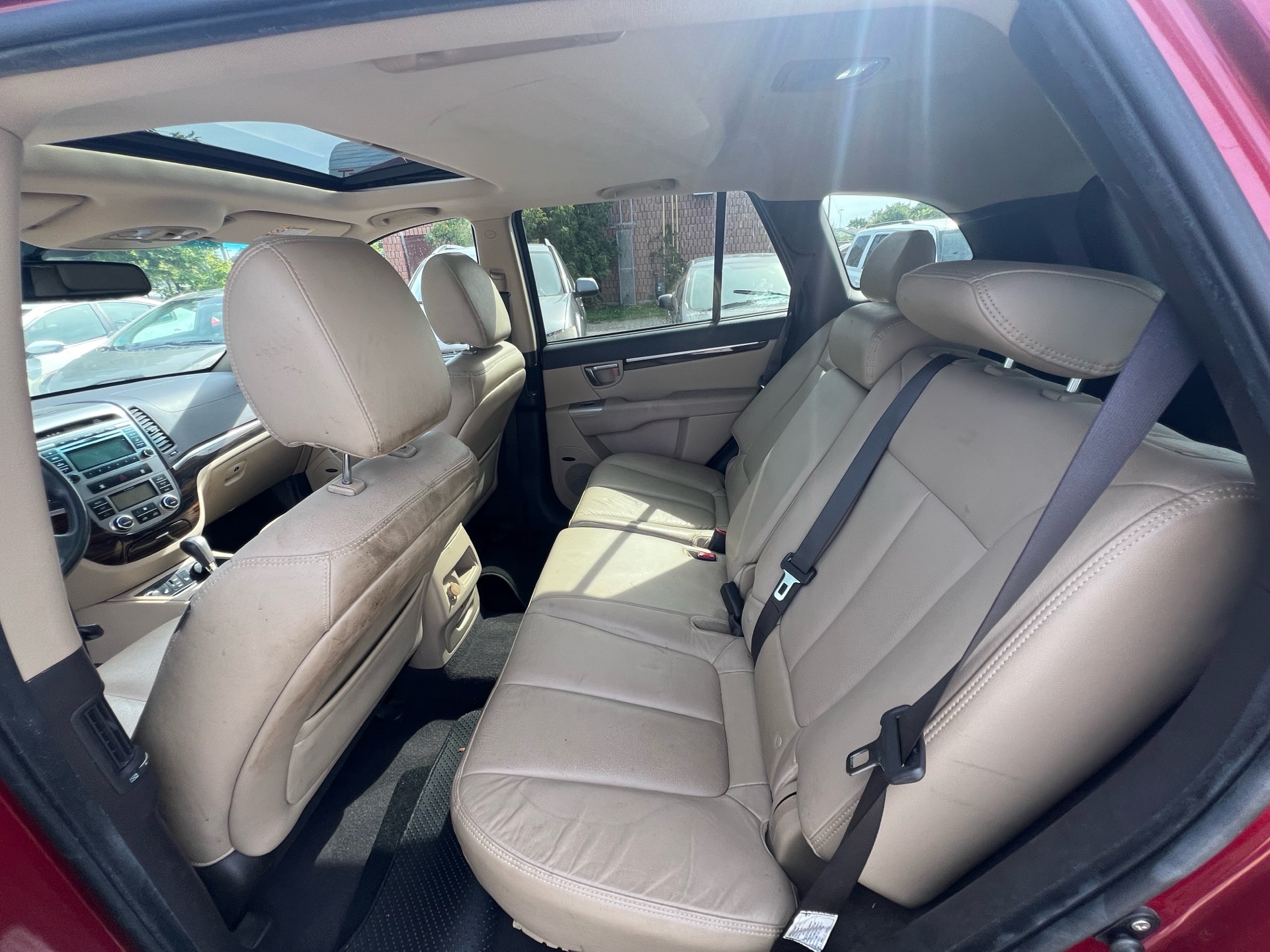 /betaautosales/2011-Hyundai-SantaFe-1410670098684037.jpg