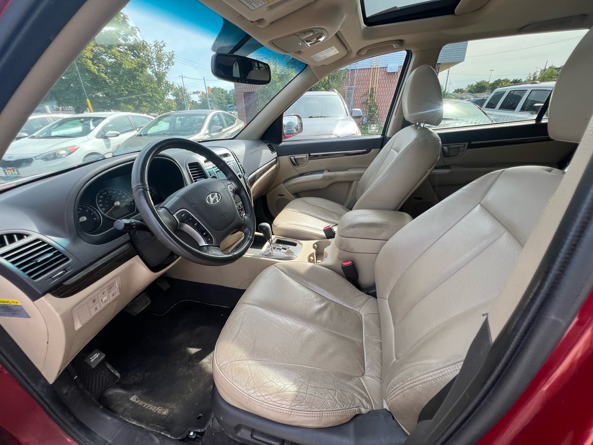 /betaautosales/2011-Hyundai-SantaFe-7253219184554587.jpg