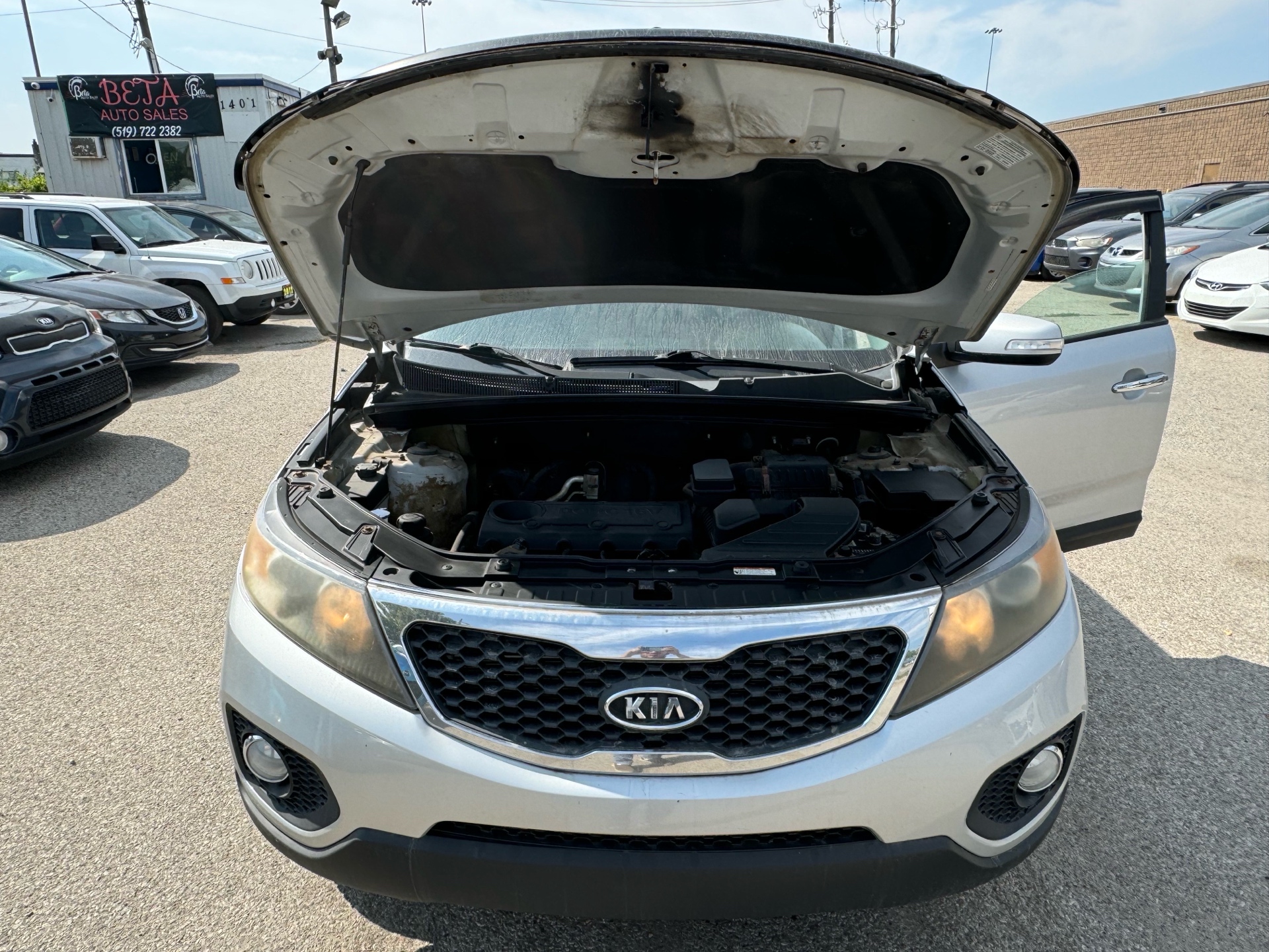 /betaautosales/2011-Kia-Sorento-1352308802343236.jpg