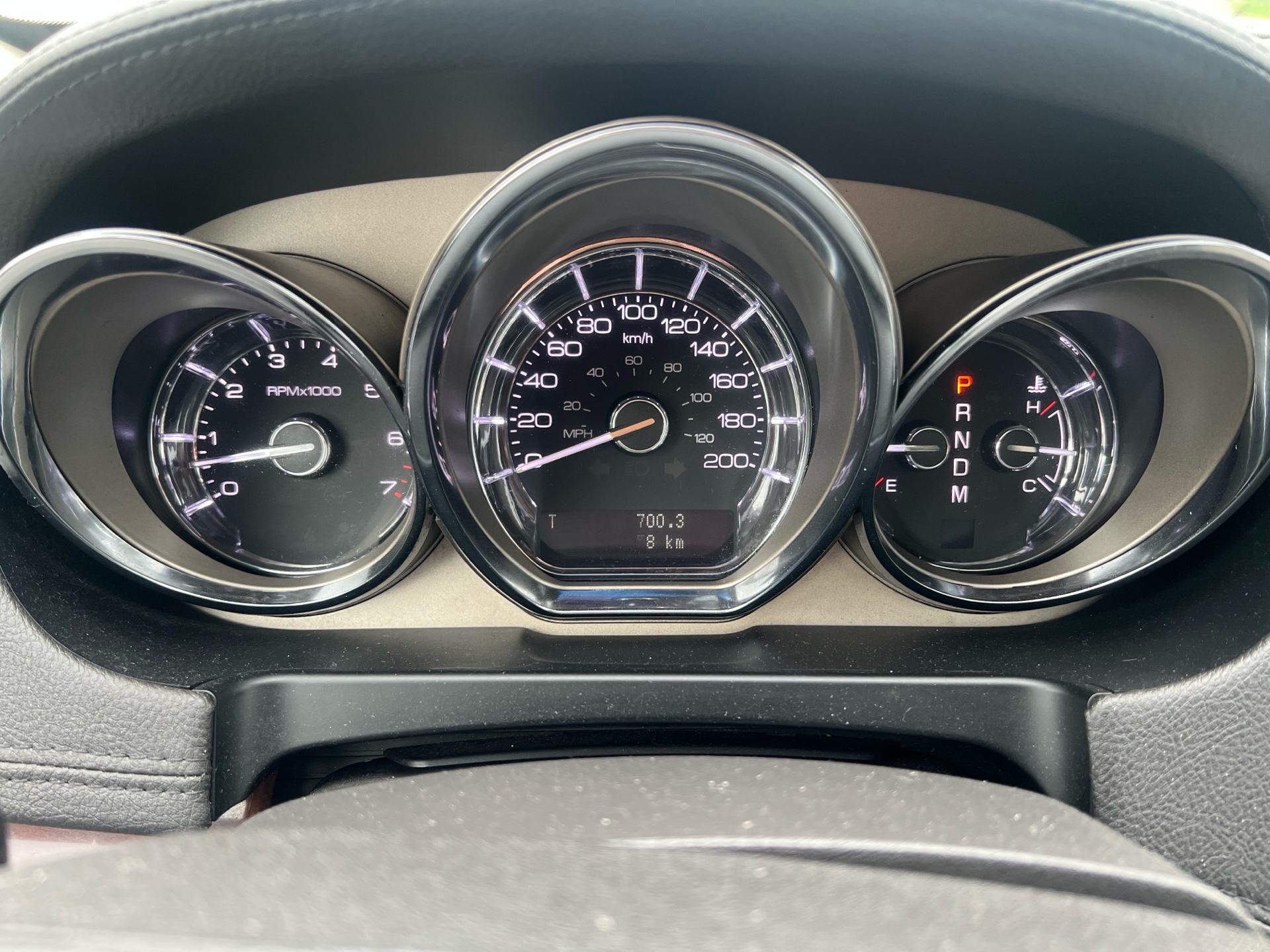 /betaautosales/2011-Lincoln-MKT-341802039011216.jpg