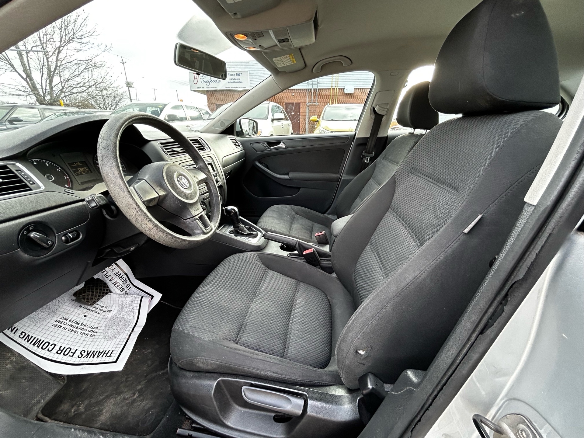 /betaautosales/2011-Volkswagen-Jetta-29830355363348104.jpg