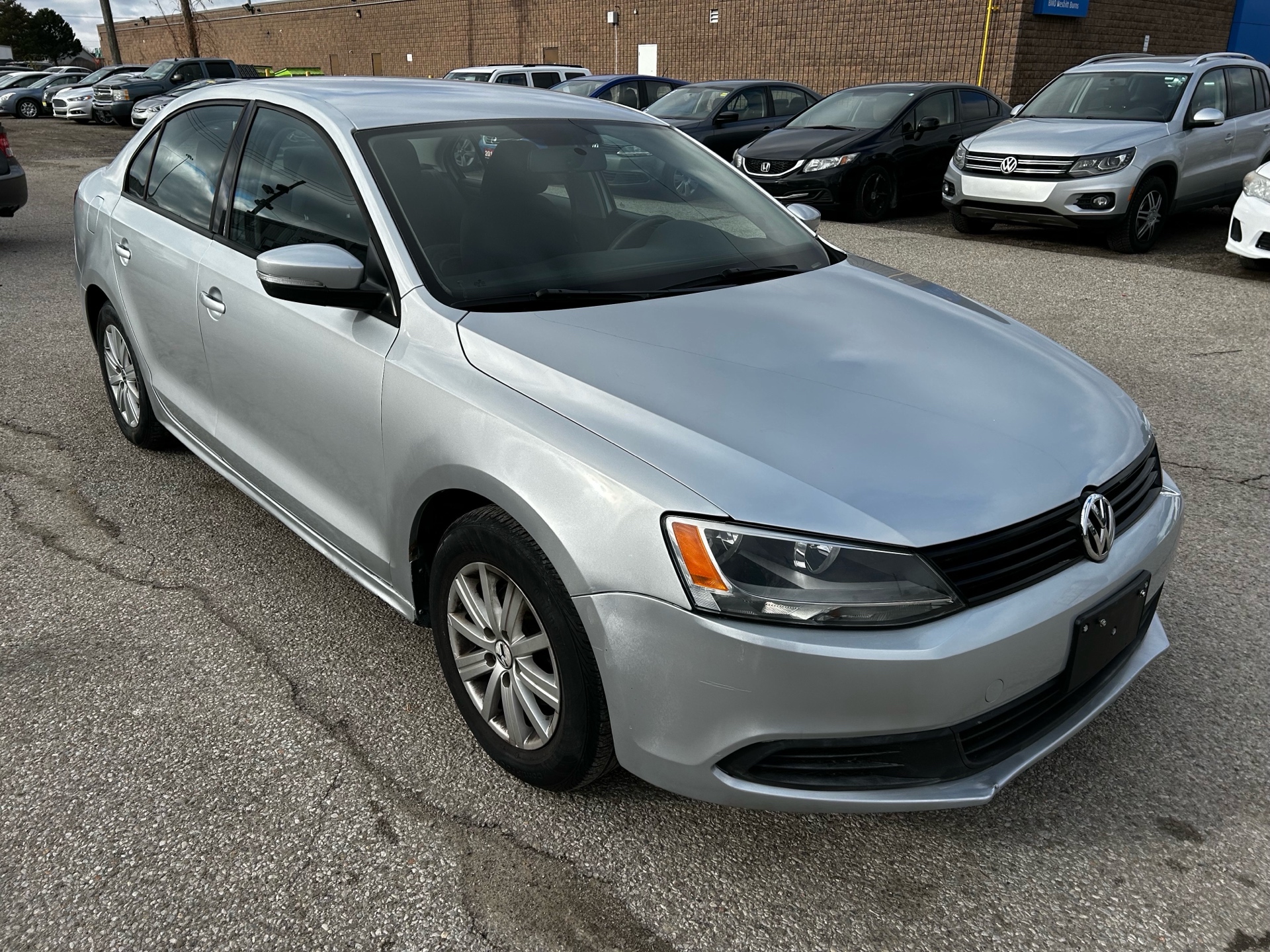/betaautosales/2011-Volkswagen-Jetta-8382957988270128.jpg