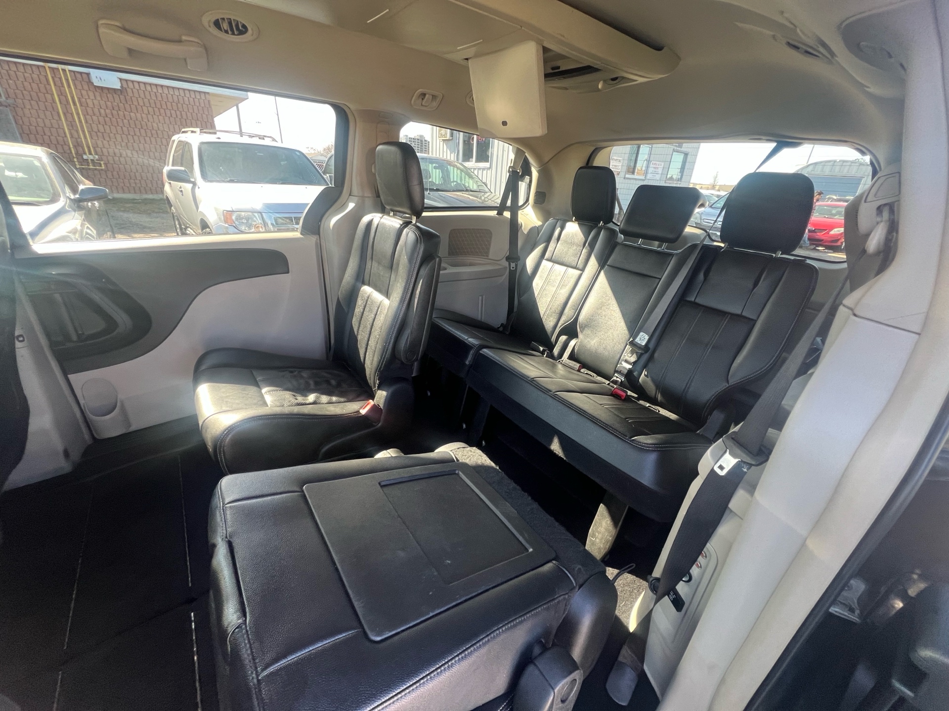 /betaautosales/2012-Dodge-GrandCaravan-0248318723211145.jpg