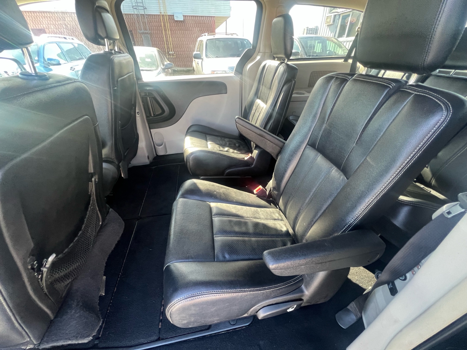 /betaautosales/2012-Dodge-GrandCaravan-58105393478067.jpg