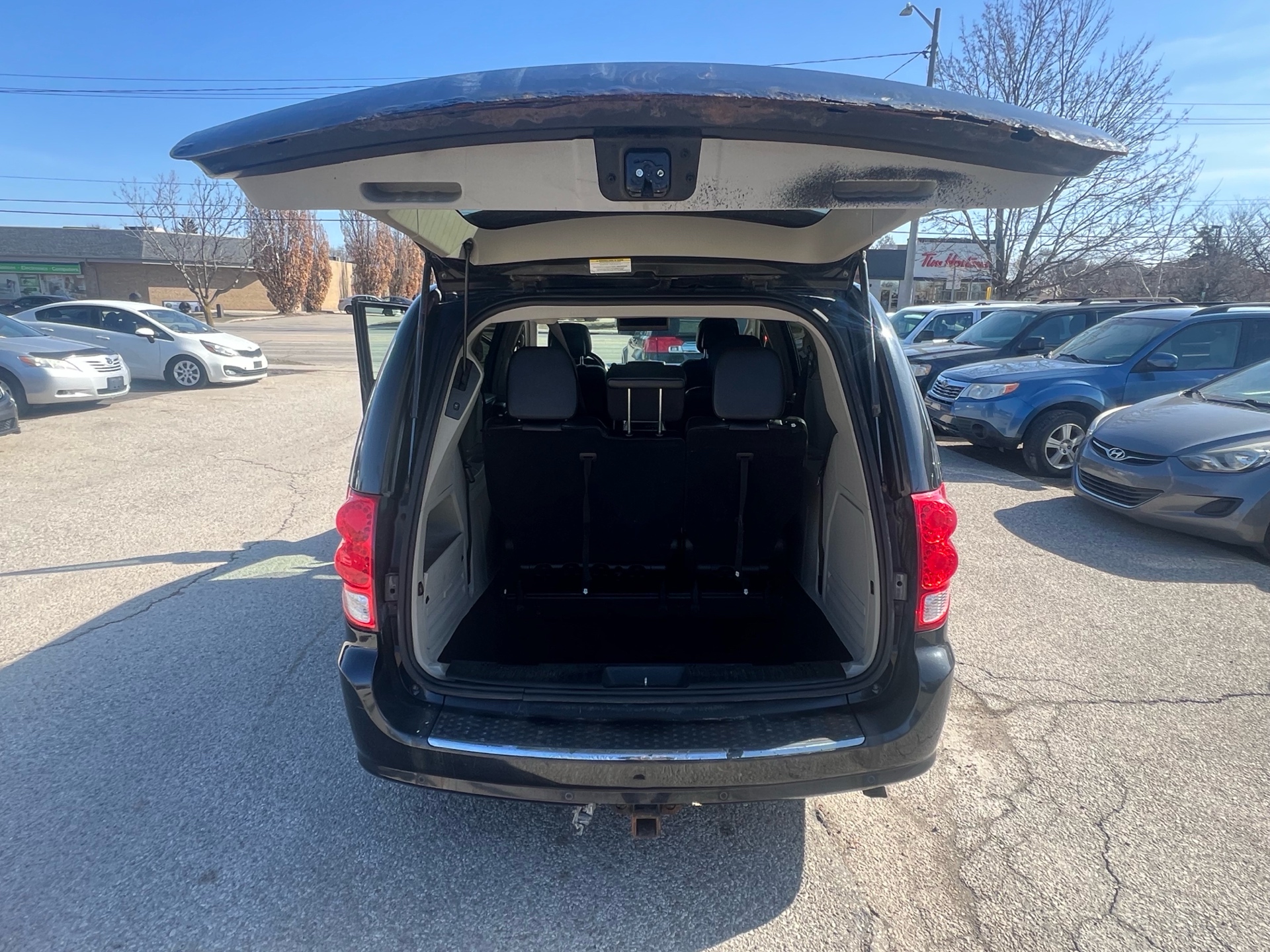 /betaautosales/2012-Dodge-GrandCaravan-9398284603823002.jpg