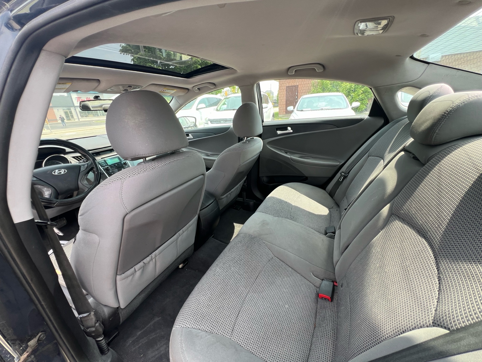 /betaautosales/2012-Hyundai-Sonata-2307394109595473.jpg