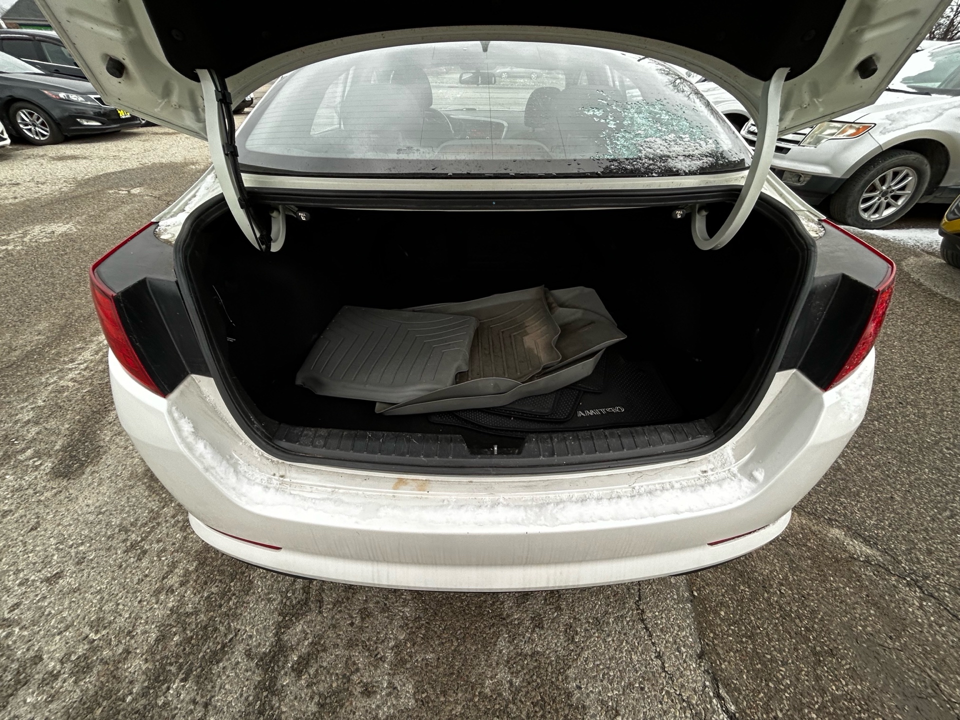 /betaautosales/2012-Kia-Optima-7099786385112632.jpg