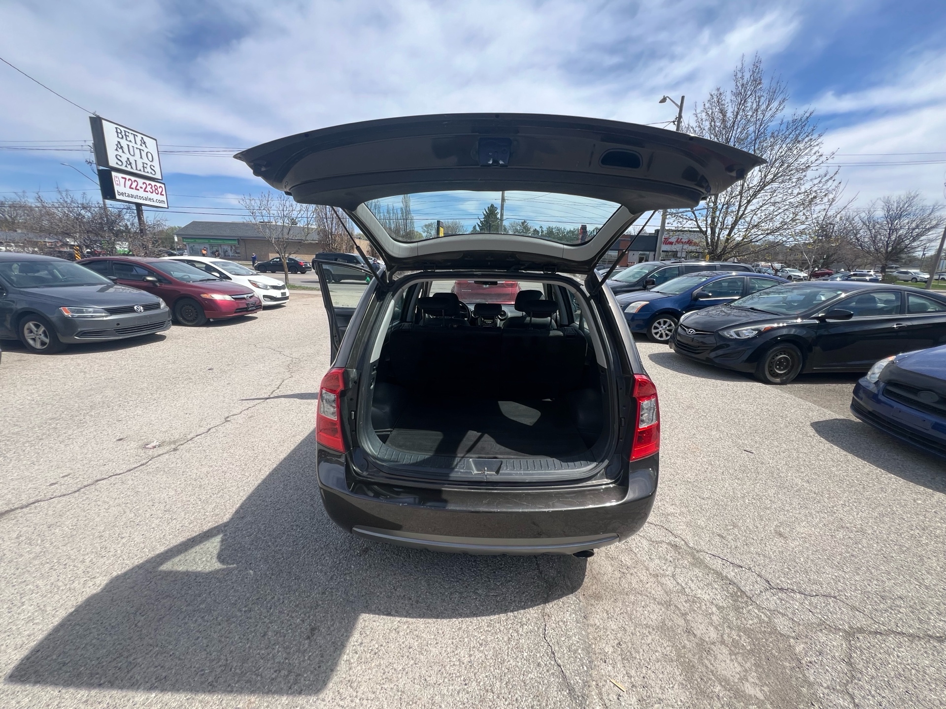 /betaautosales/2012-Kia-Rondo-30667991901314107.jpg