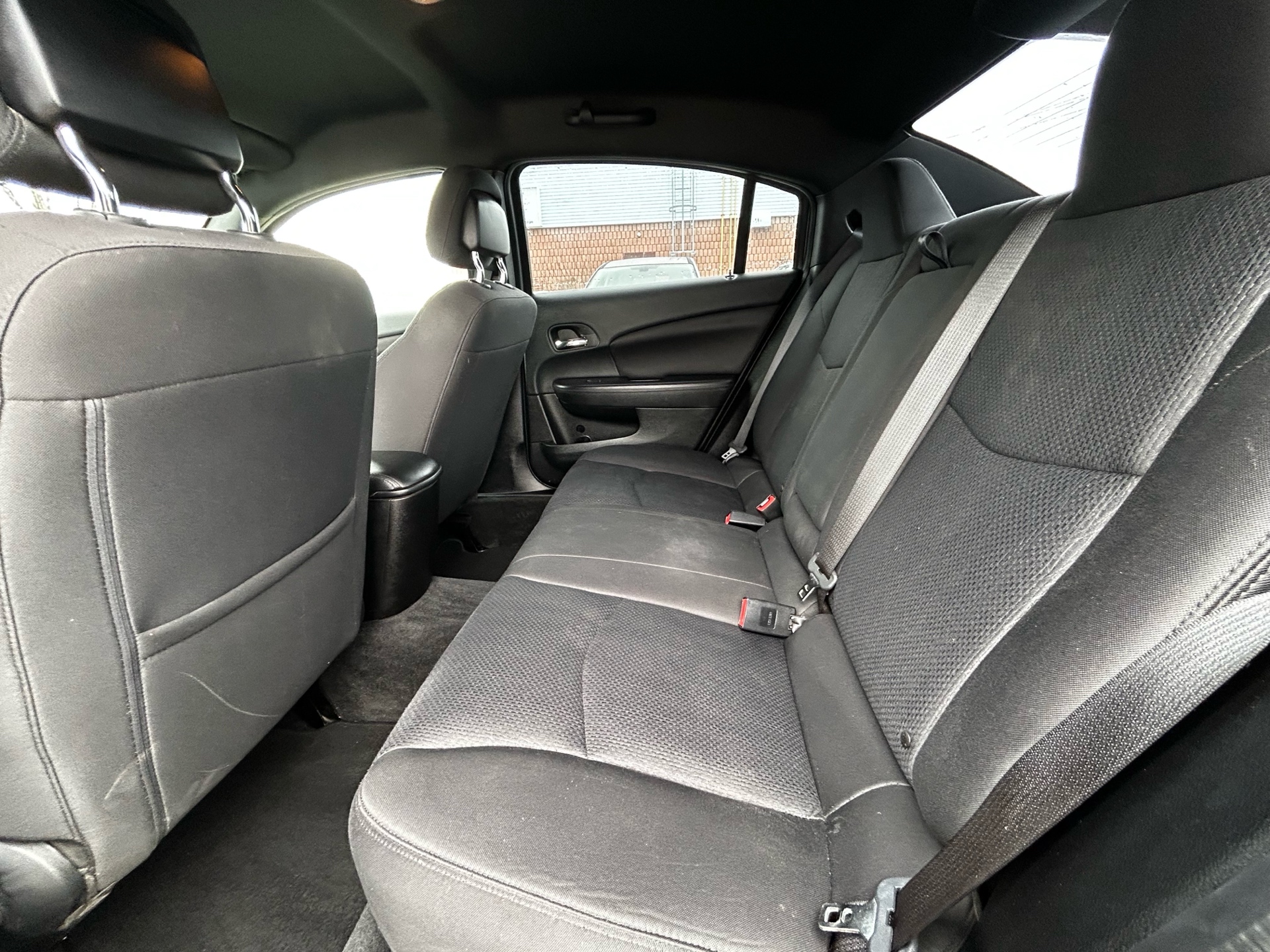 /betaautosales/2013-Chrysler-200-4342020027800264.jpg