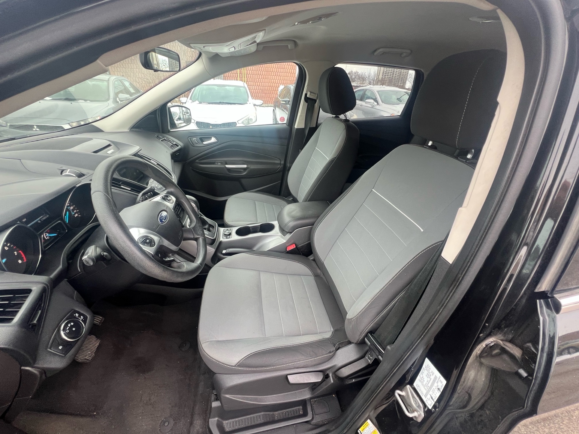 /betaautosales/2013-Ford-Escape-39835257760434106.jpg