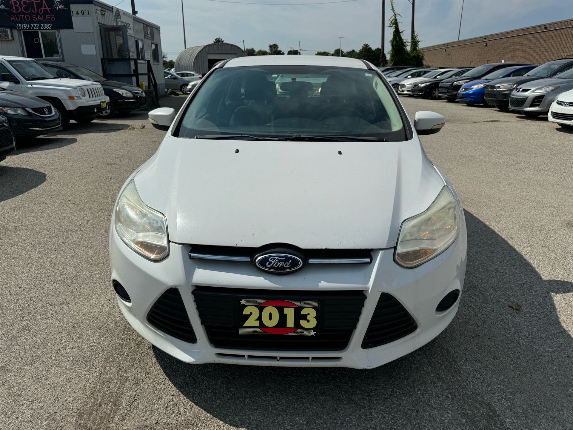 /betaautosales/2013-Ford-Focus-004180286882382811.jpg