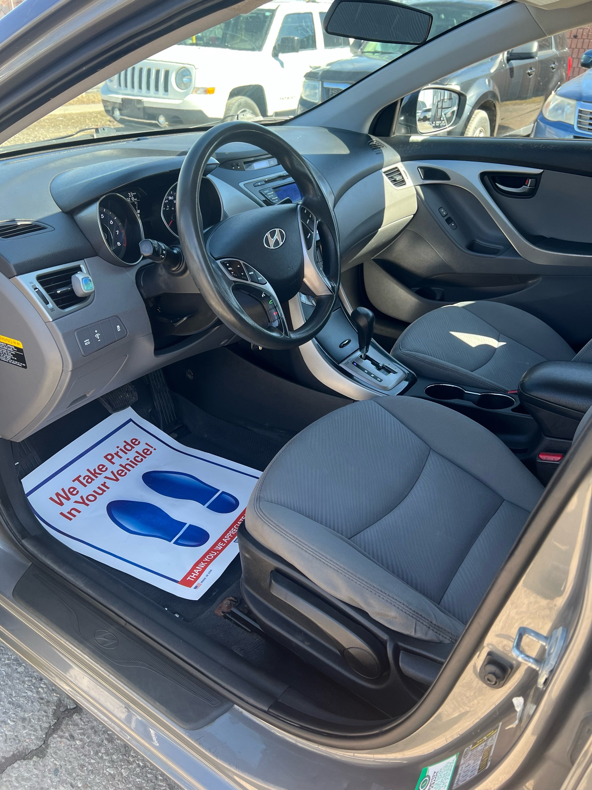 /betaautosales/2013-Hyundai-Elantra-3142132037806169.jpg