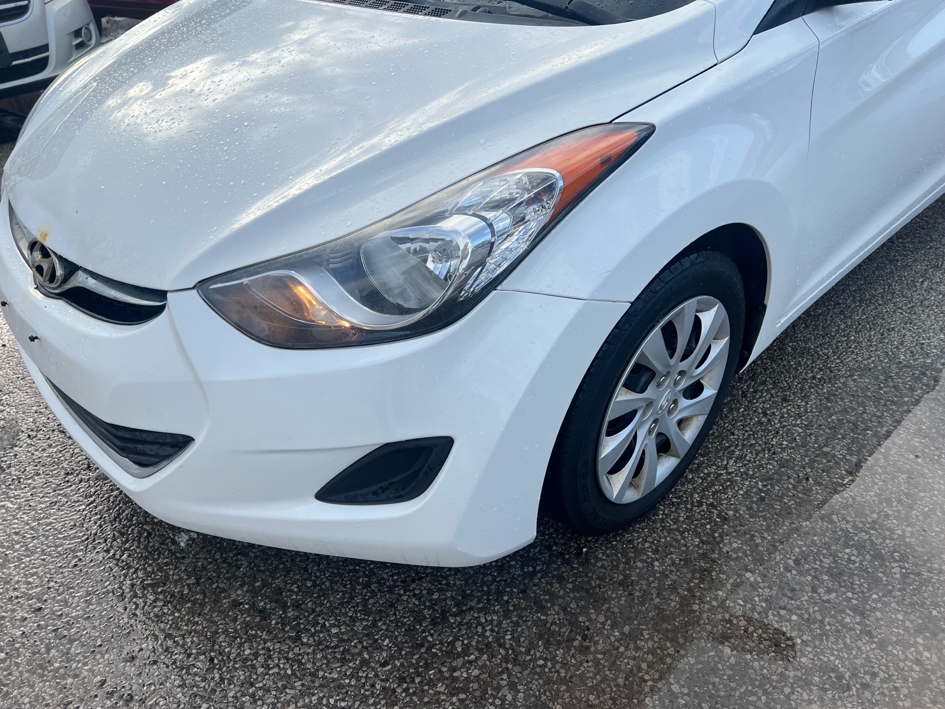 /betaautosales/2013-Hyundai-Elantra-9742960198992066.jpg