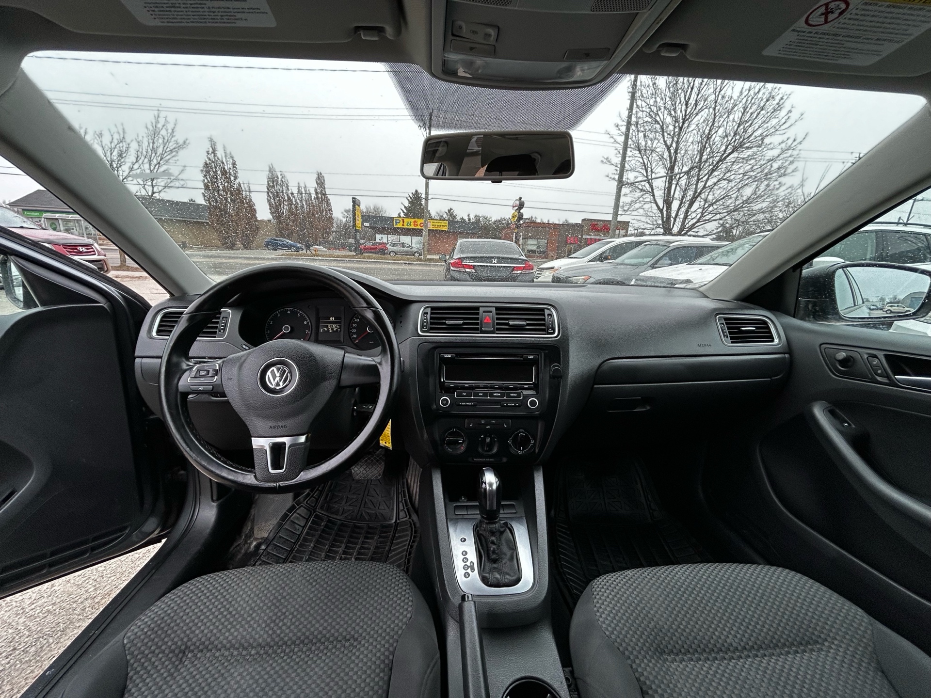 /betaautosales/2013-Volkswagen-Jetta-9715102600957362.jpg