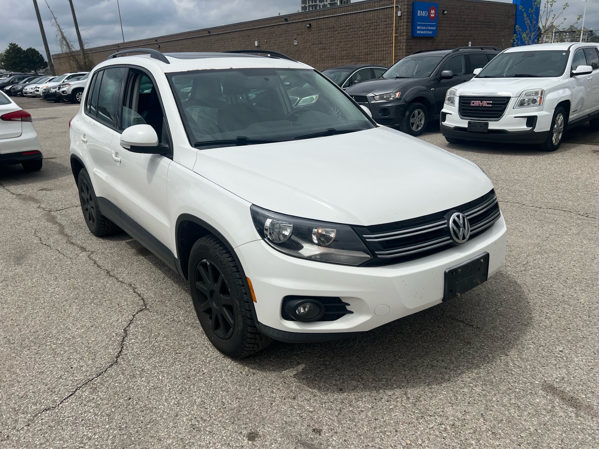 /betaautosales/2013-Volkswagen-Tiguan-0038597198391516763.jpg