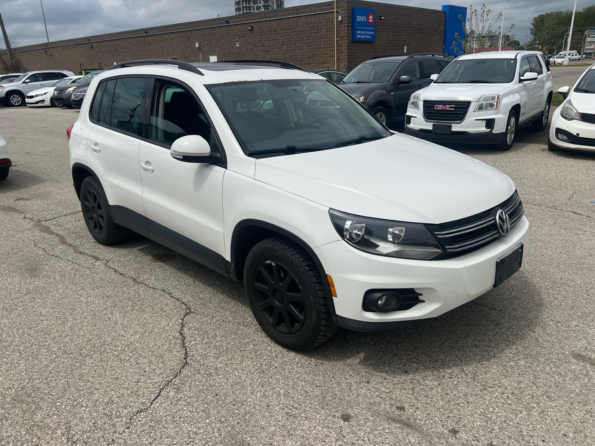 /betaautosales/2013-Volkswagen-Tiguan-2387213048116248.jpg