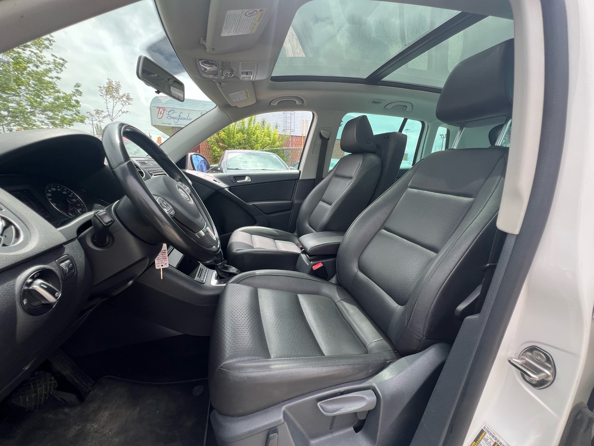 /betaautosales/2013-Volkswagen-Tiguan-3330129077929871.jpg