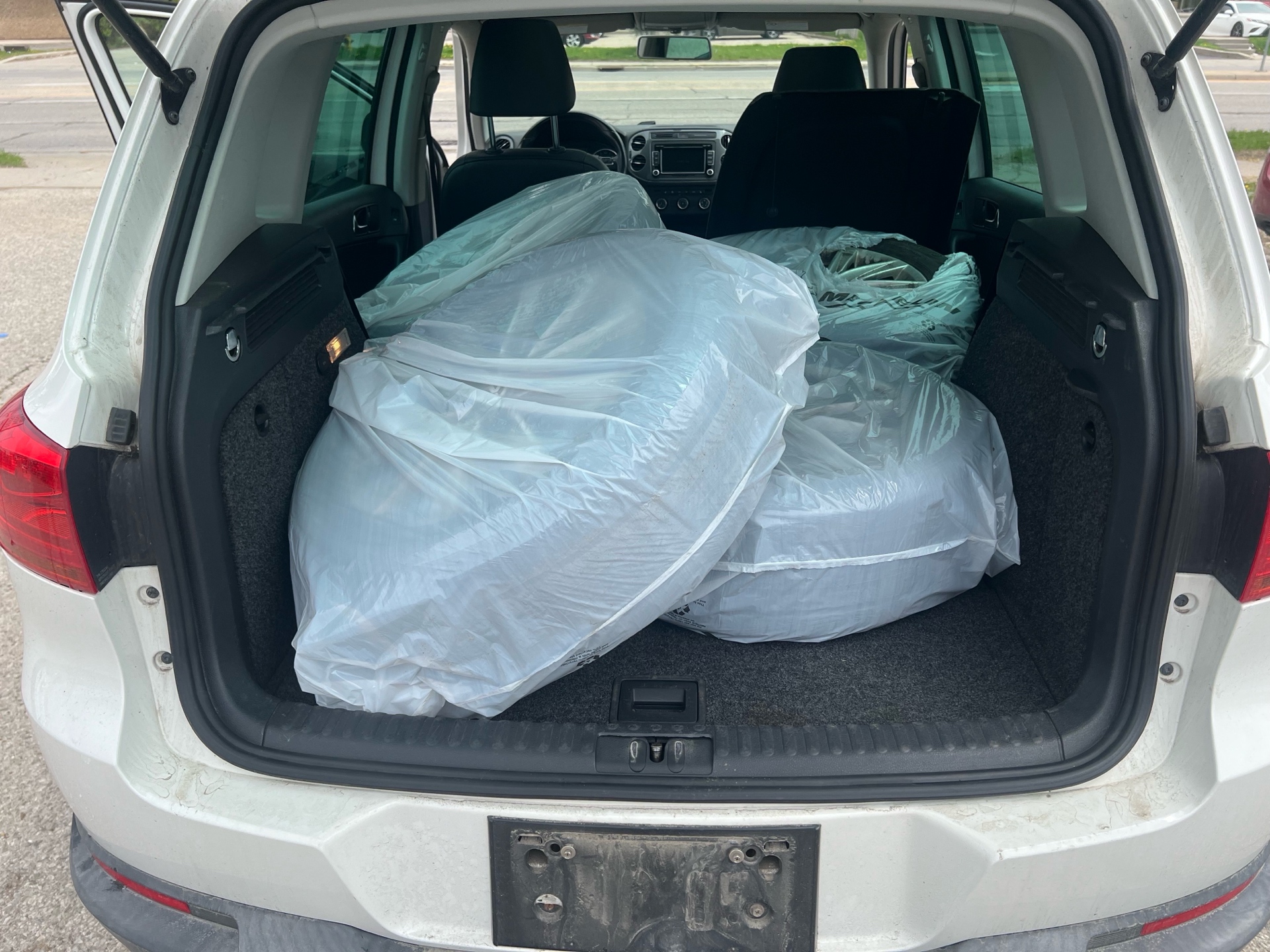 /betaautosales/2013-Volkswagen-Tiguan-5066045577146656.jpg
