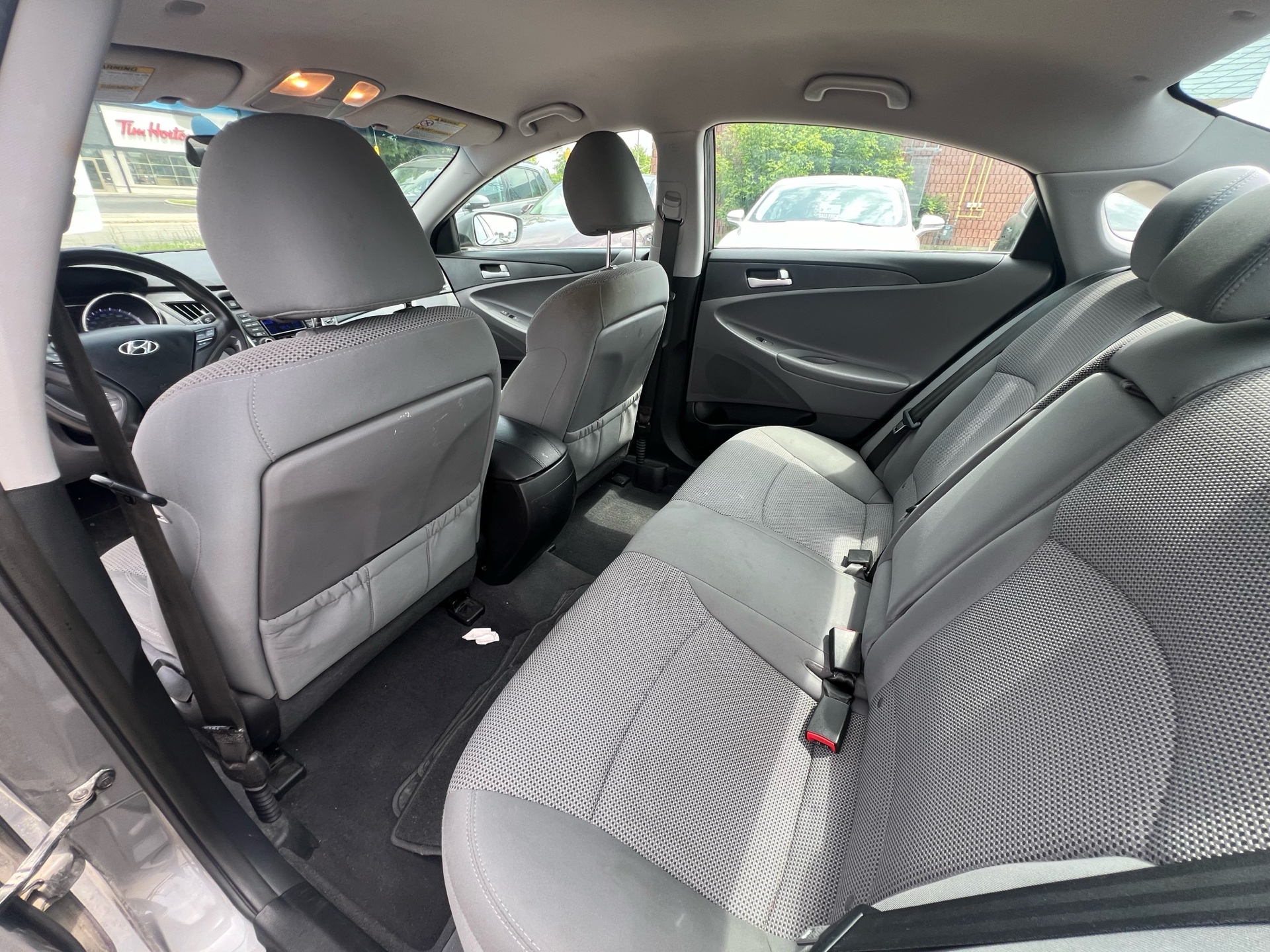 /betaautosales/2014-Hyundai-Sonata-06240436384667736.jpg