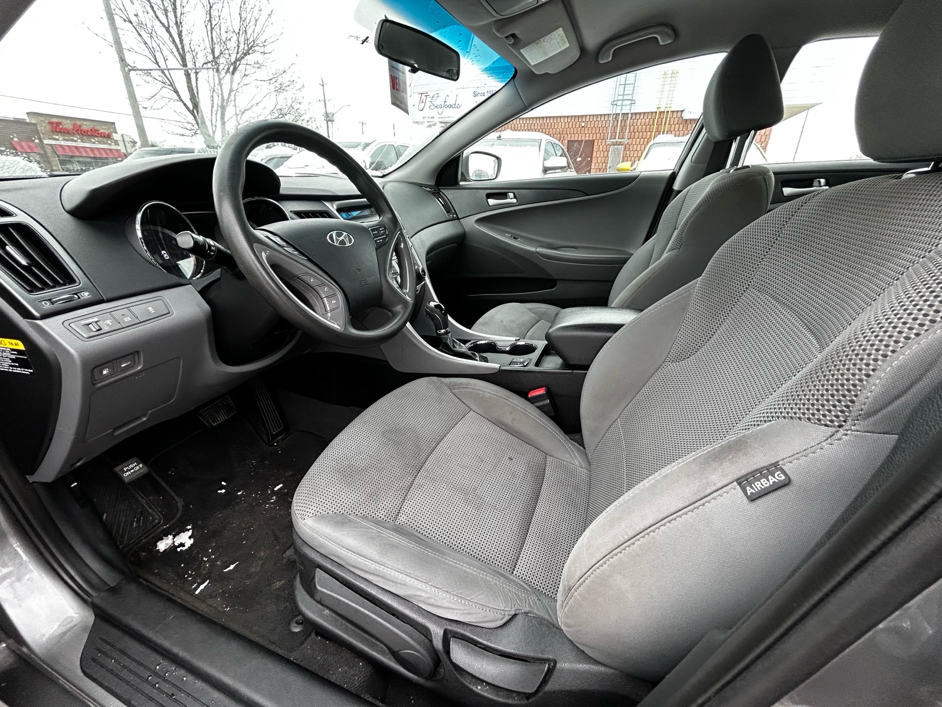 /betaautosales/2014-Hyundai-Sonata-24019489110986836.jpg