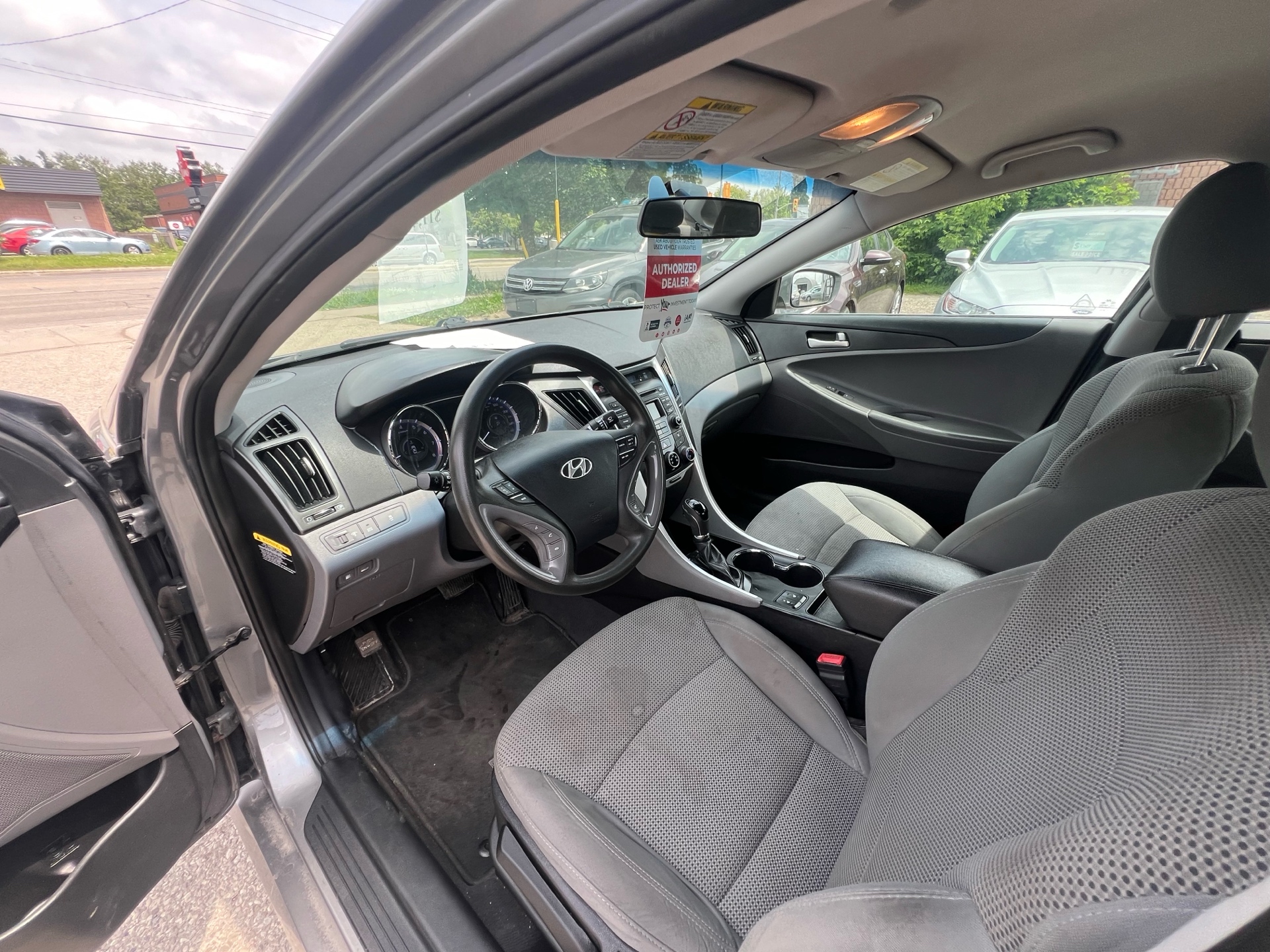 /betaautosales/2014-Hyundai-Sonata-5251754374513986.jpg