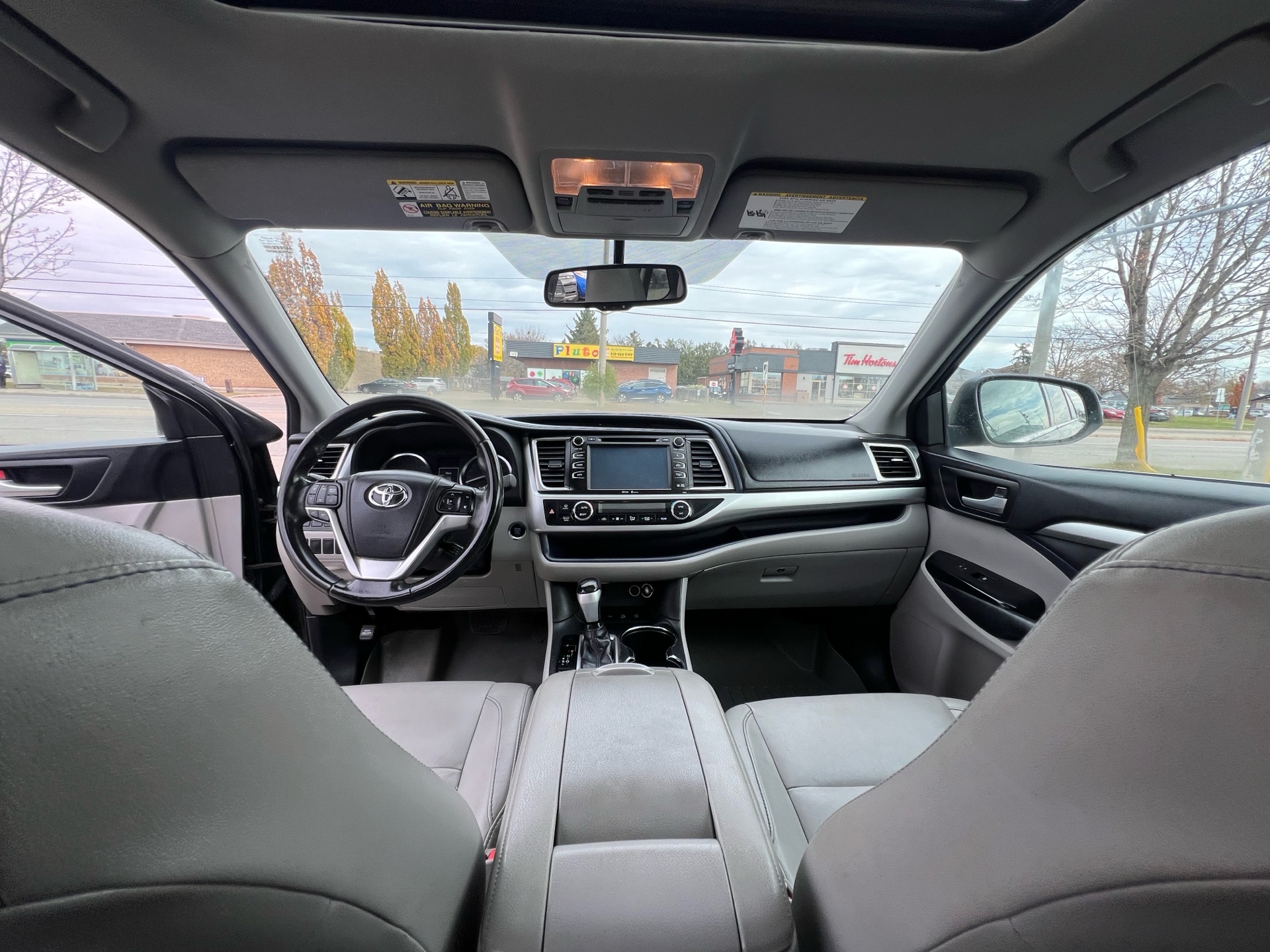 /betaautosales/2014-Toyota-Highlander-12766125730788813.jpg