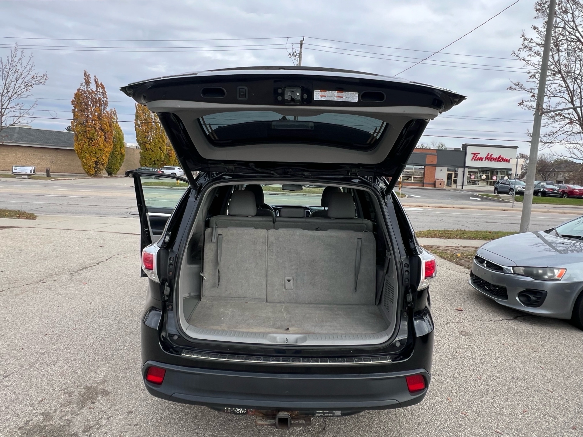 /betaautosales/2014-Toyota-Highlander-4830364865558592.jpg