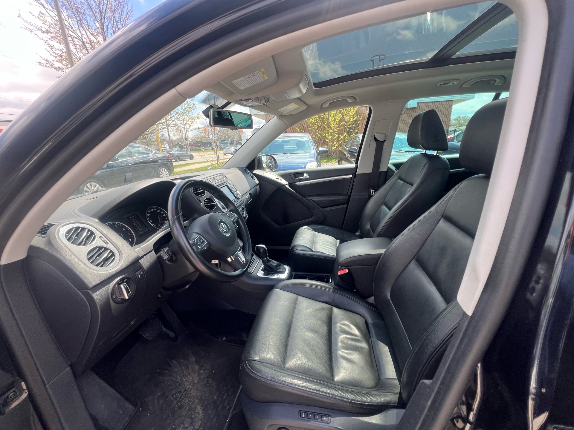 /betaautosales/2014-Volkswagen-Tiguan-0704494806719056.jpg