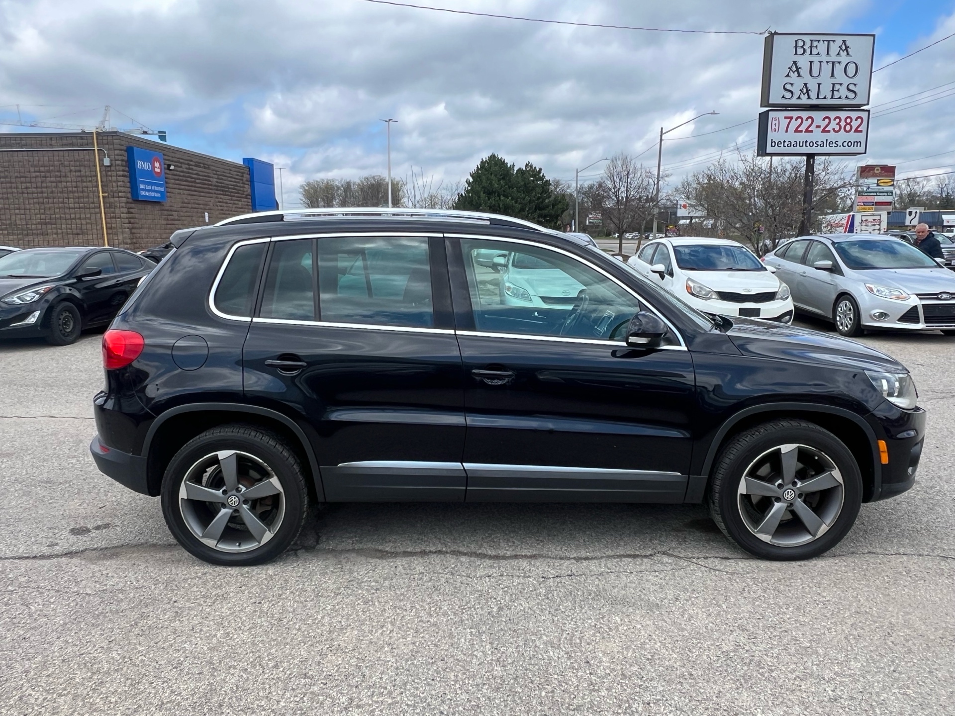 /betaautosales/2014-Volkswagen-Tiguan-40784473783203135.jpg