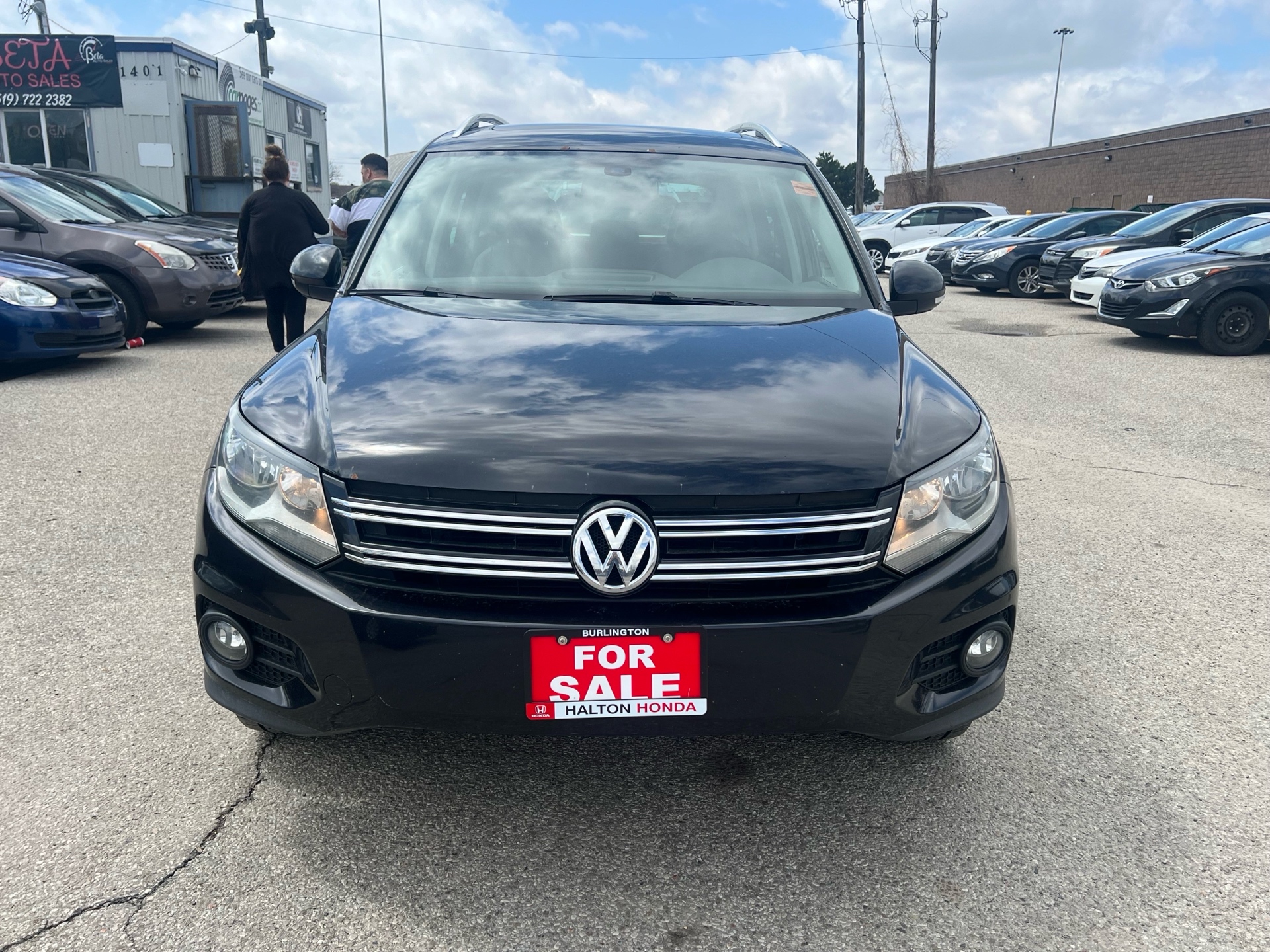 /betaautosales/2014-Volkswagen-Tiguan-5340317862007751.jpg