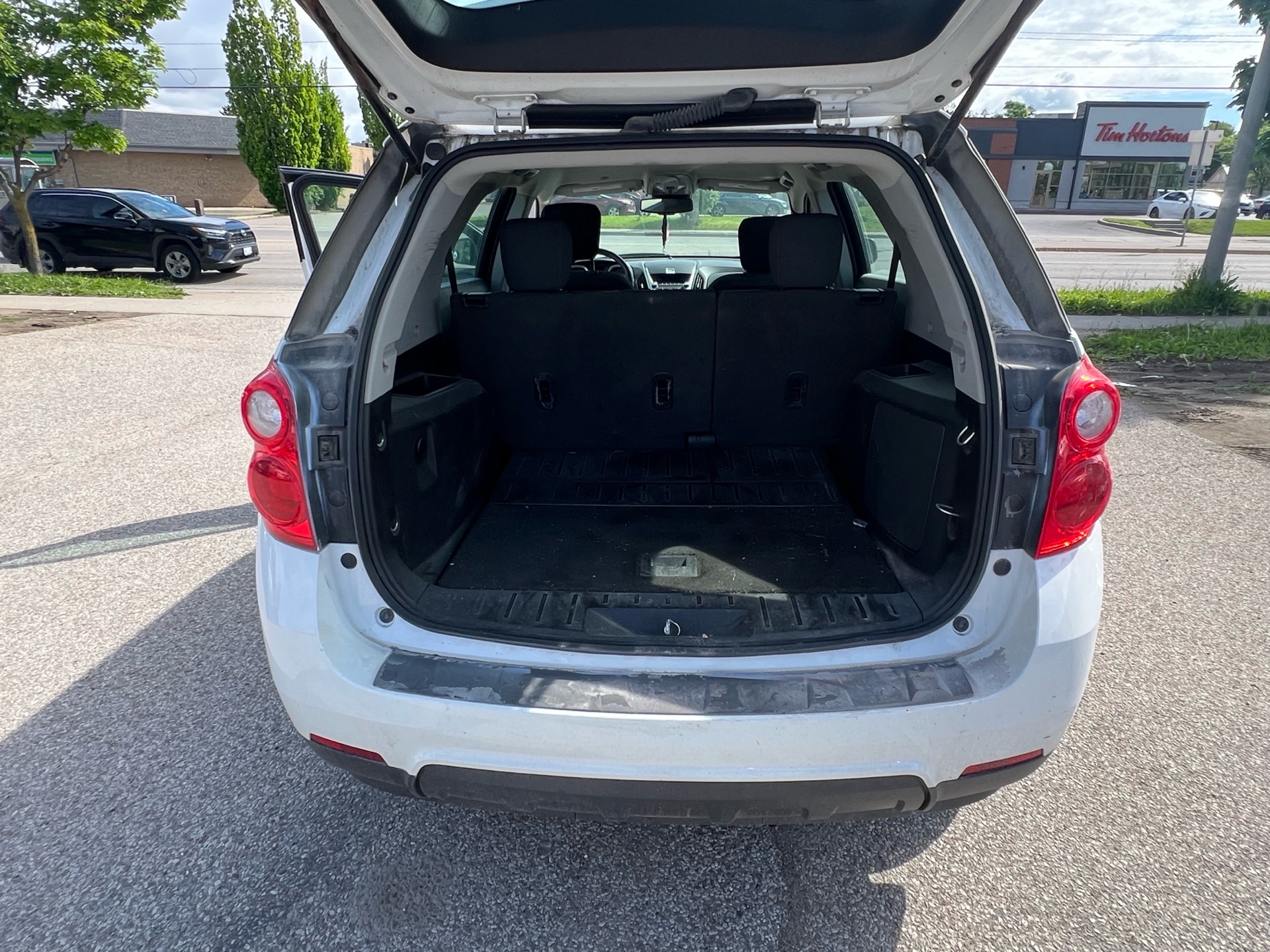 /betaautosales/2015-Chevrolet-Equinox-08090666028701676.jpg