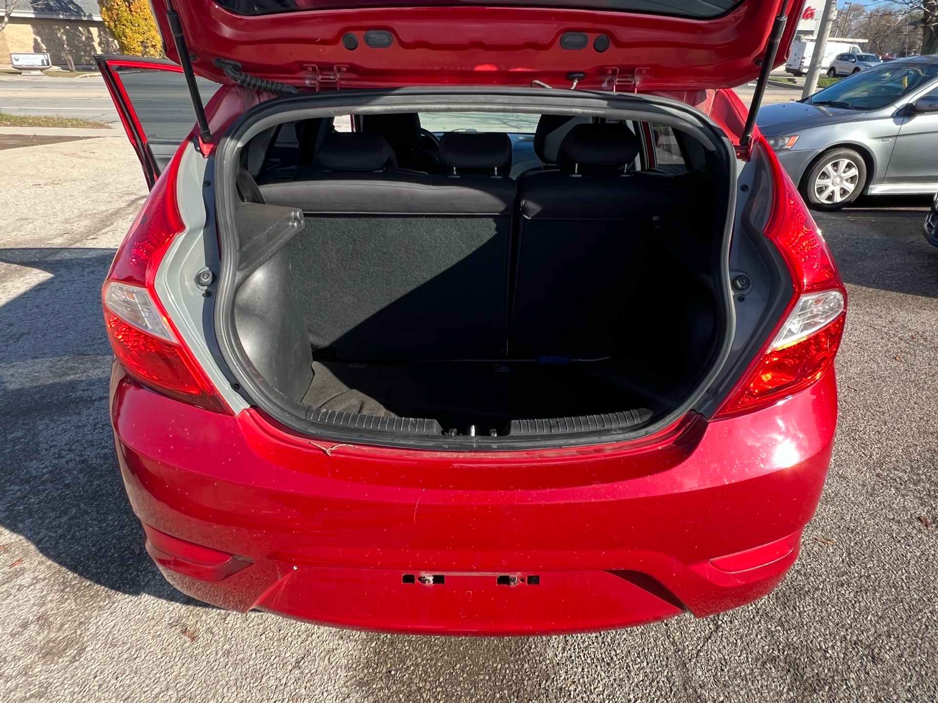 /betaautosales/2015-Hyundai-Accent-38259678161262567.jpg