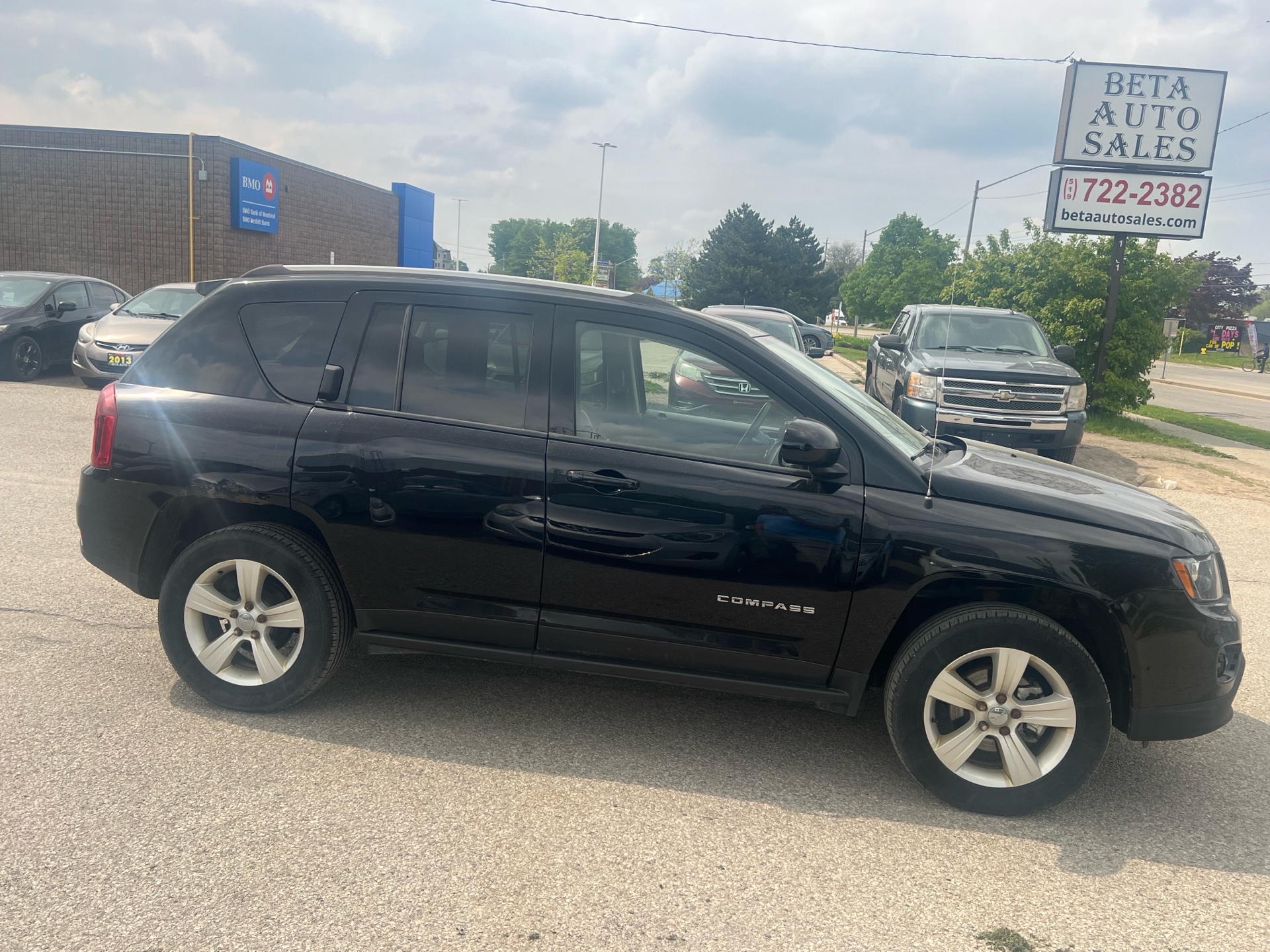 /betaautosales/2015-Jeep-Compass-00872719747572992.jpg