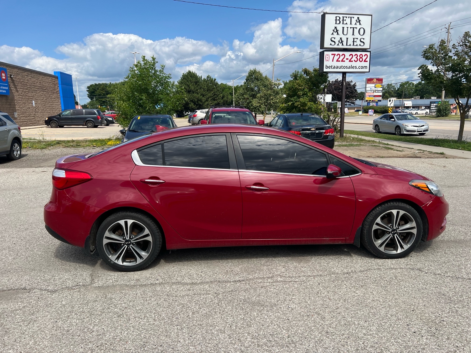 /betaautosales/2015-Kia-Forte-3045527364409666.jpg
