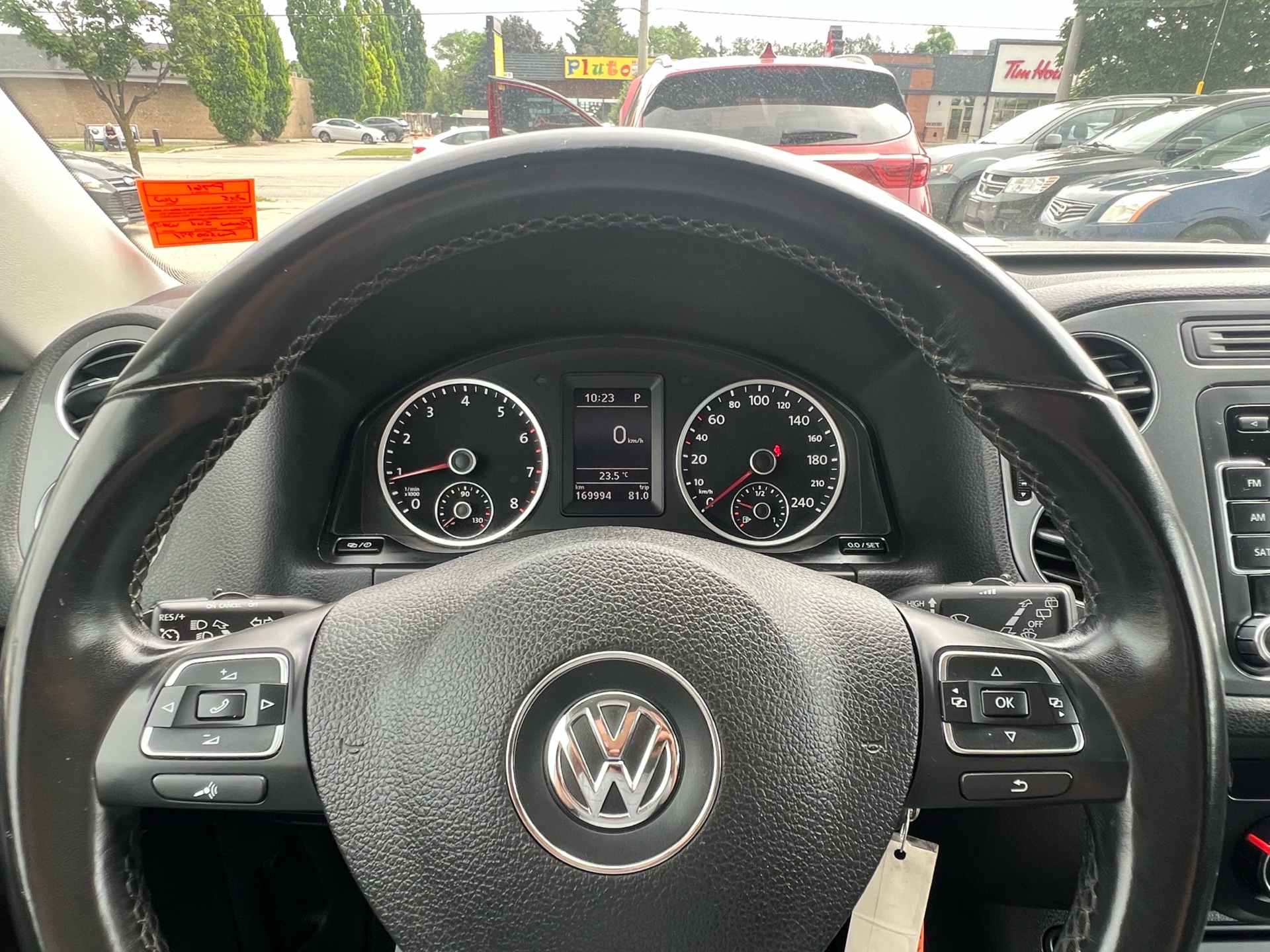 /betaautosales/2015-Volkswagen-Tiguan-8207543696470658.jpg