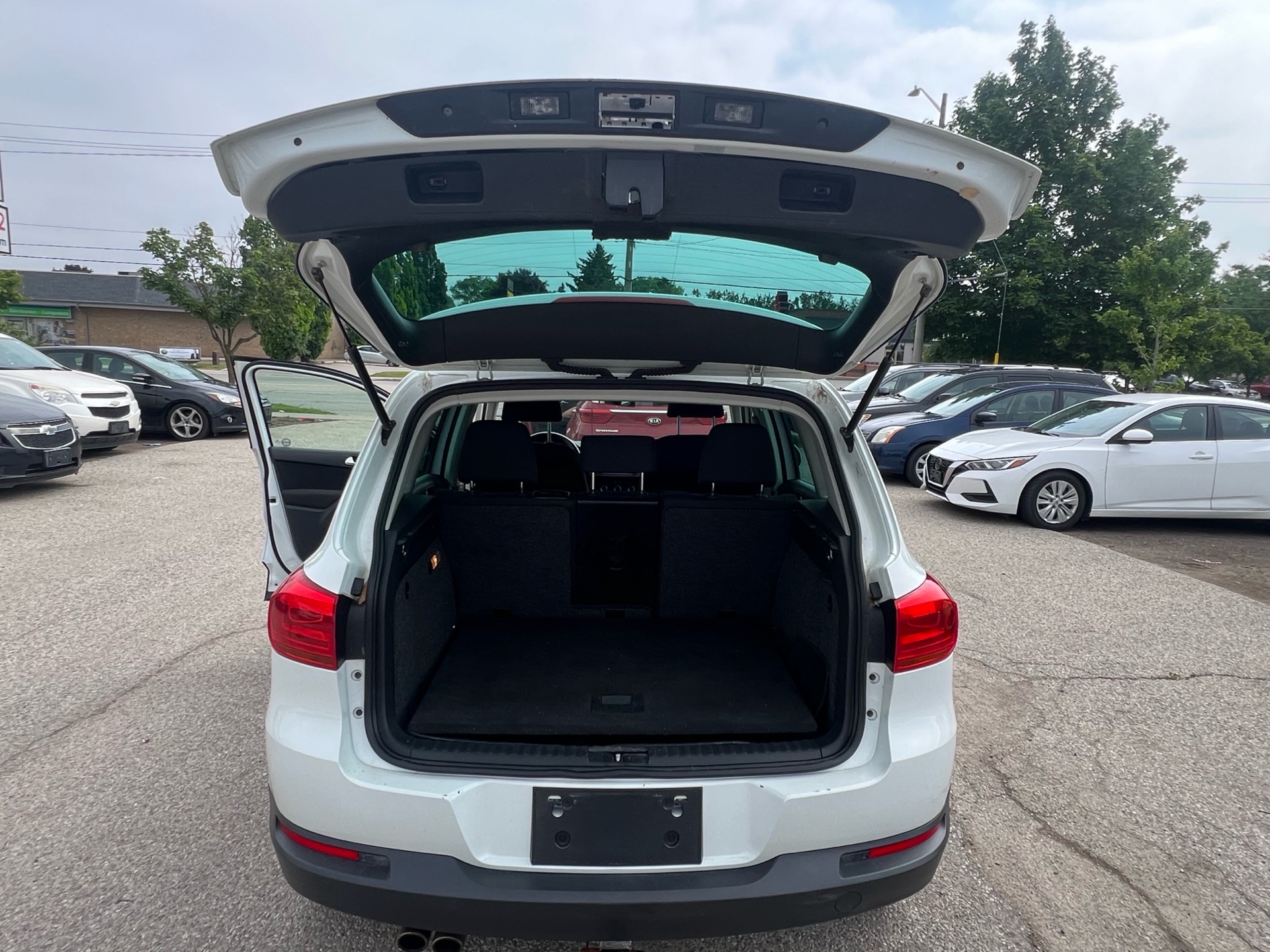 /betaautosales/2015-Volkswagen-Tiguan-8895962658535561.jpg