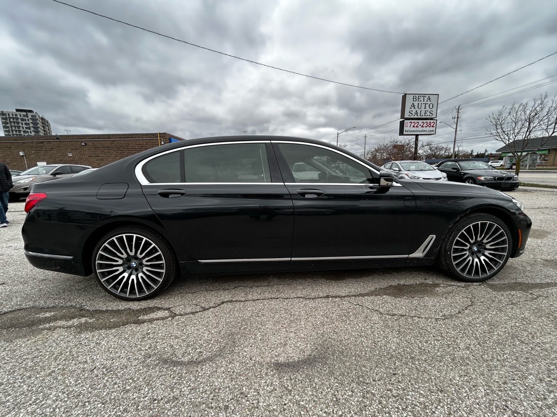 /betaautosales/2016-BMW-7Series-6845414505184448.jpg