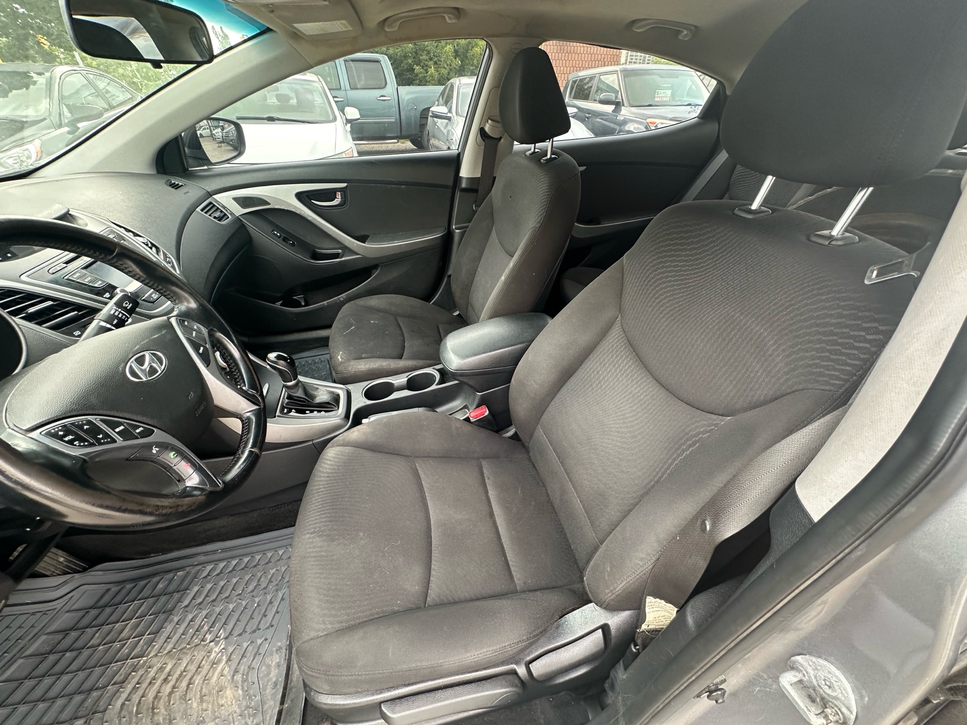 /betaautosales/2016-Hyundai-Elantra-6195293454653368.jpg