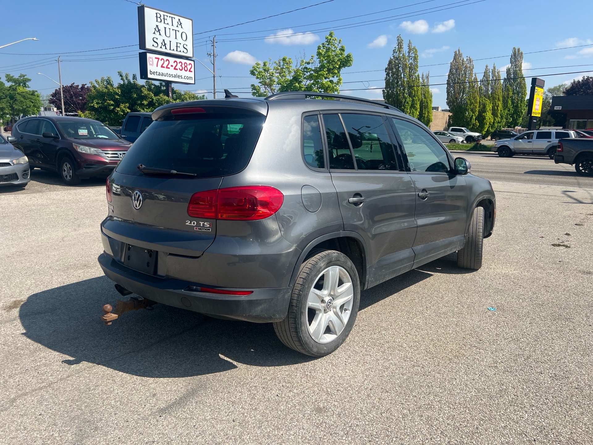/betaautosales/2016-Volkswagen-Tiguan-49235638986551766.jpg