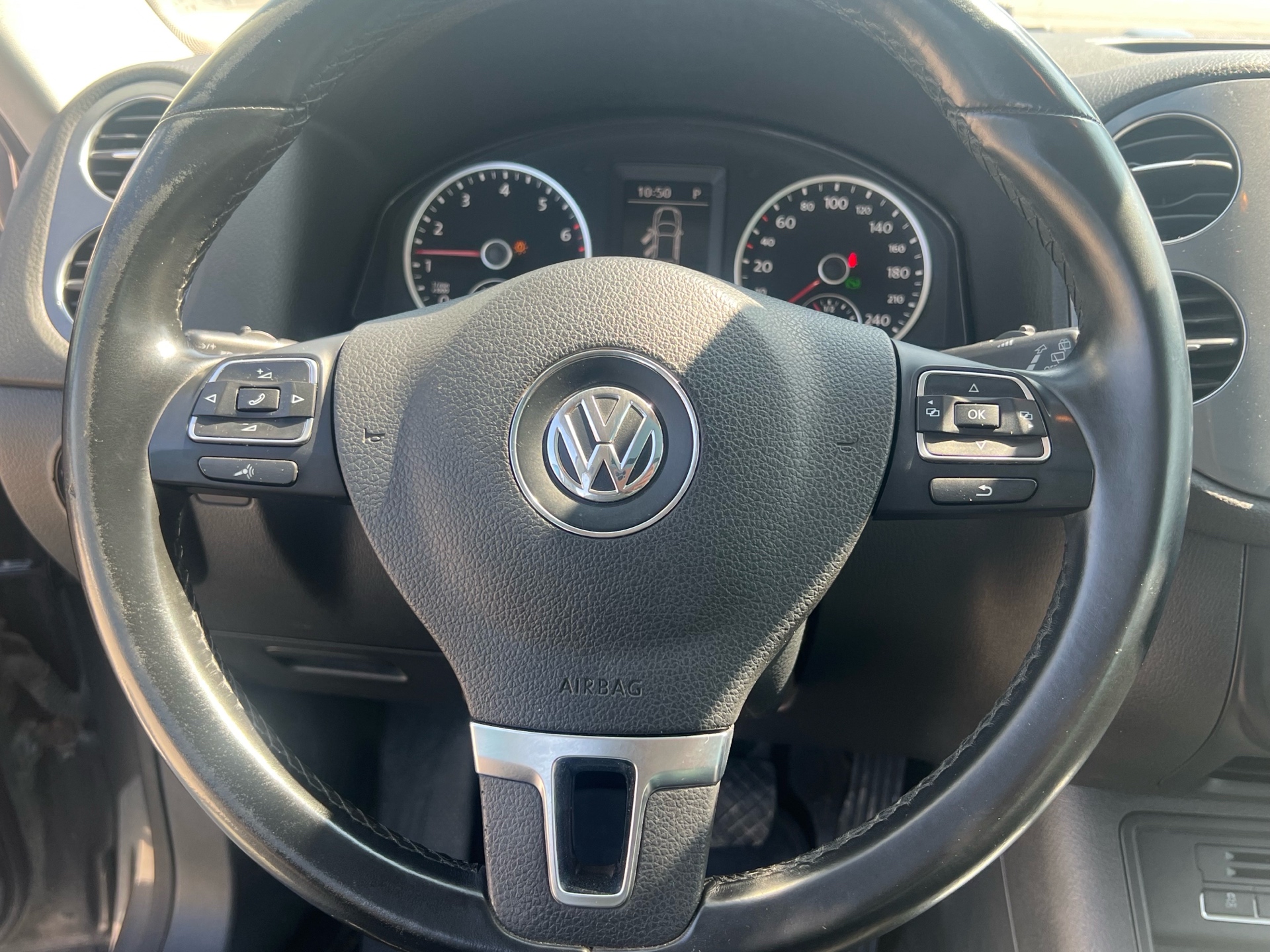 /betaautosales/2016-Volkswagen-Tiguan-7581239259187313.jpg