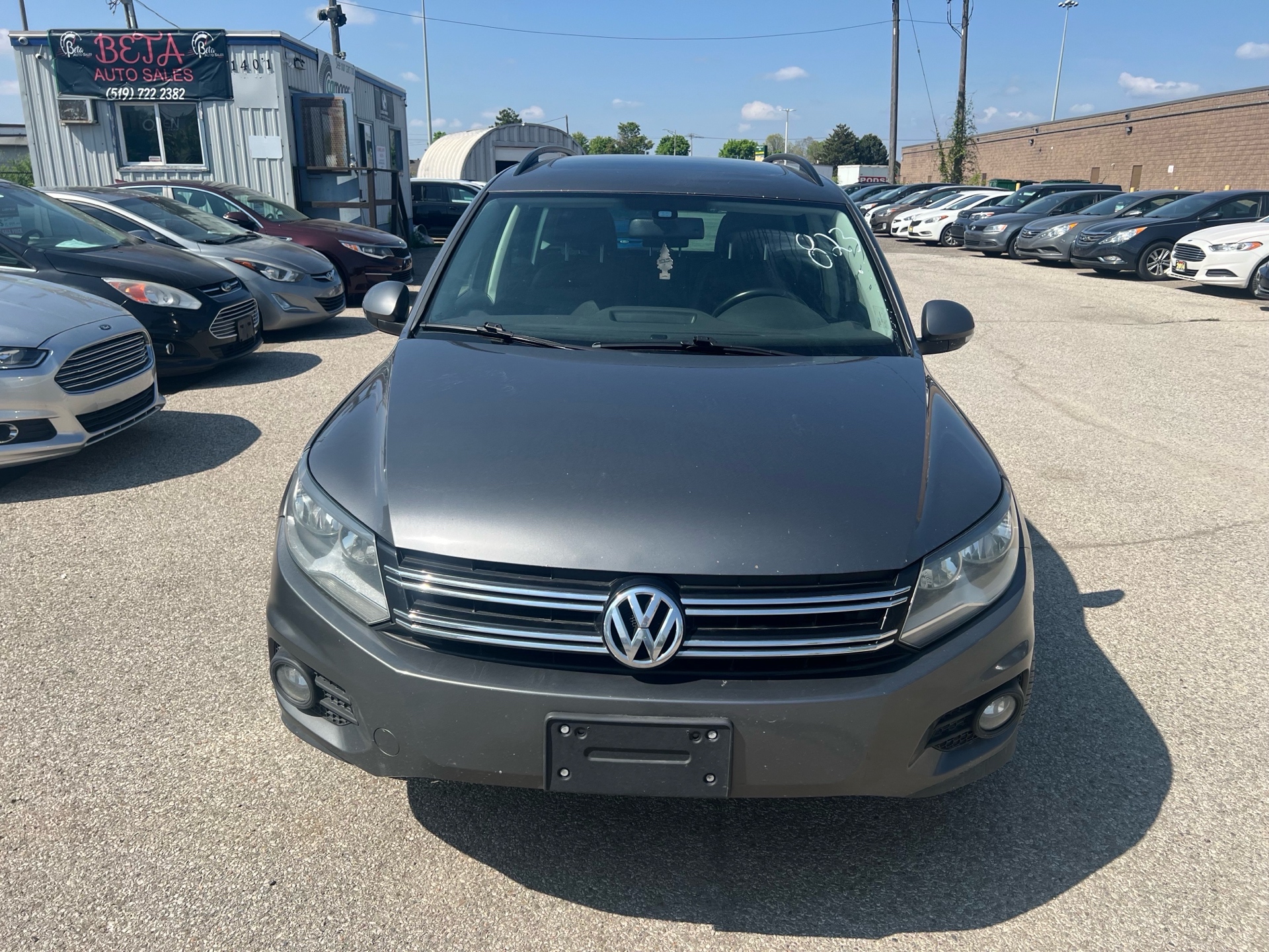 /betaautosales/2016-Volkswagen-Tiguan-9353943407228358.jpg