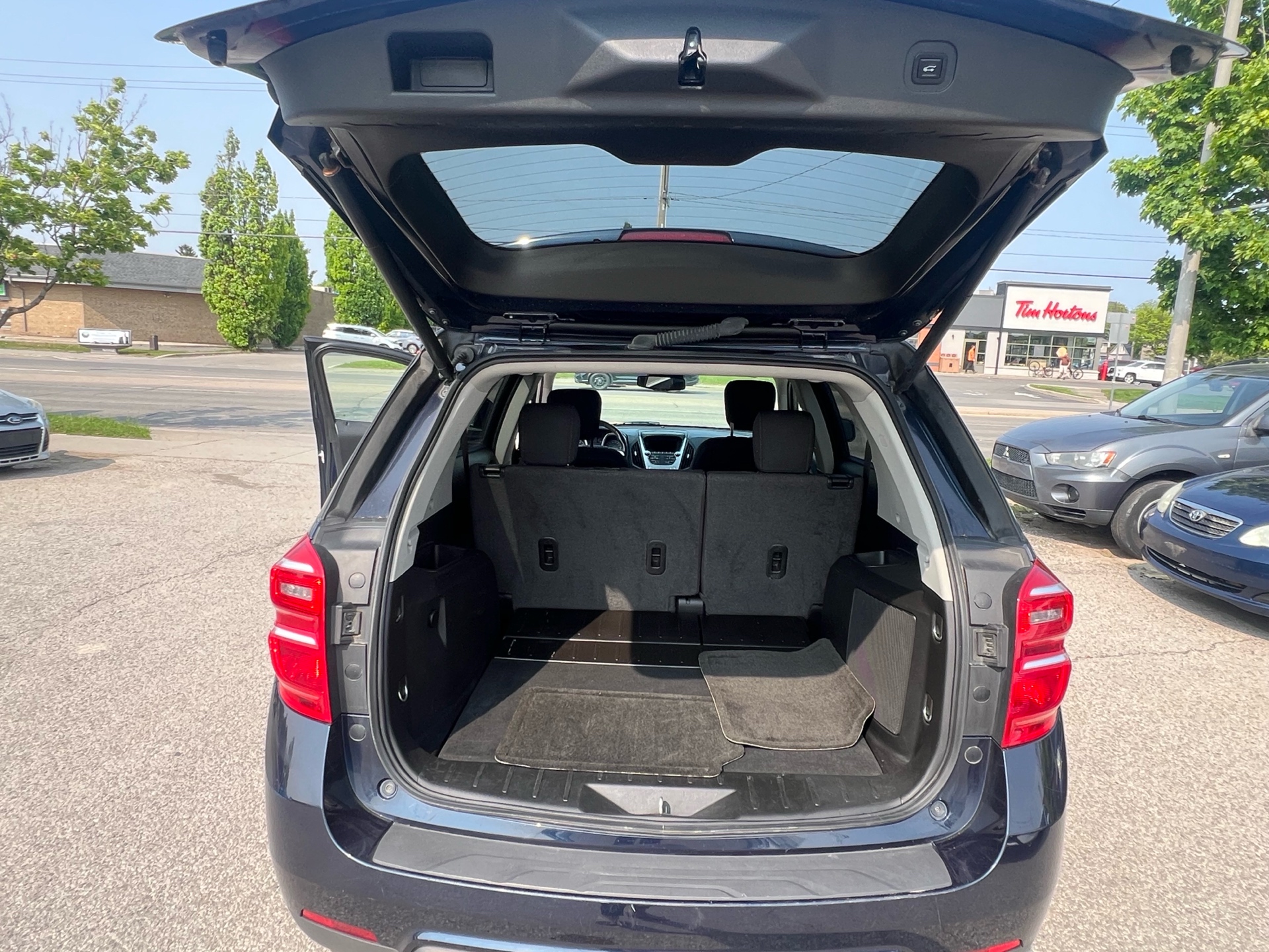 /betaautosales/2017-Chevrolet-Equinox-14184685298740662.jpg