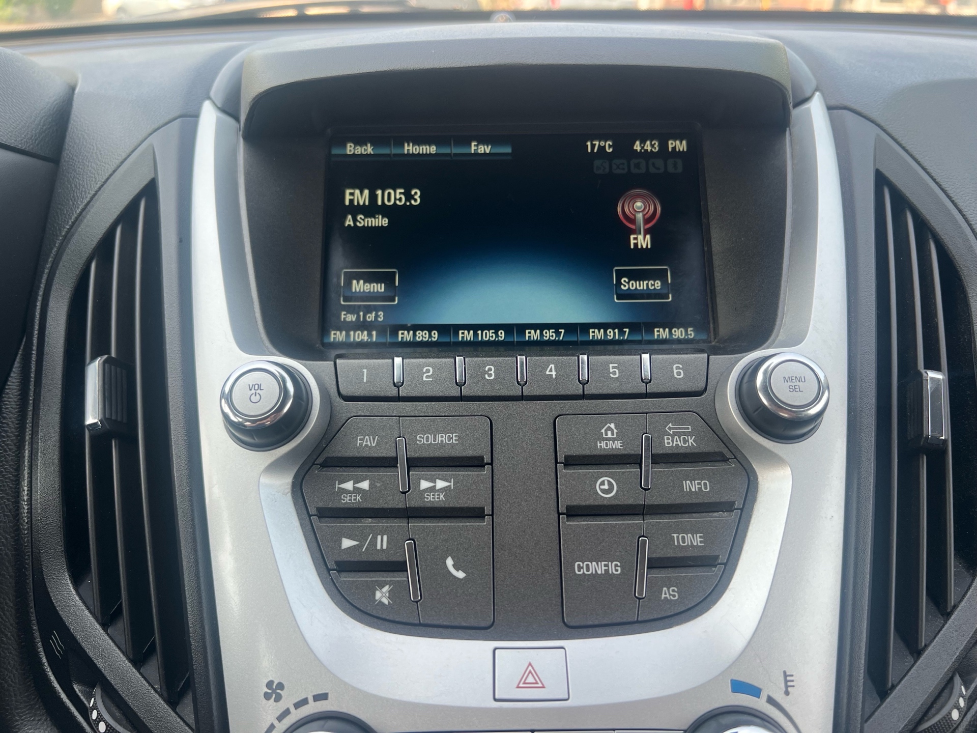 /betaautosales/2017-Chevrolet-Equinox-15969640099308746.jpg