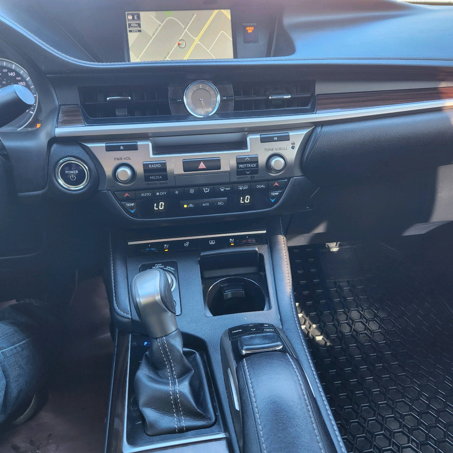 /bluechipautomobile/2017-Lexus-ES300h-26819310183641853.jpg