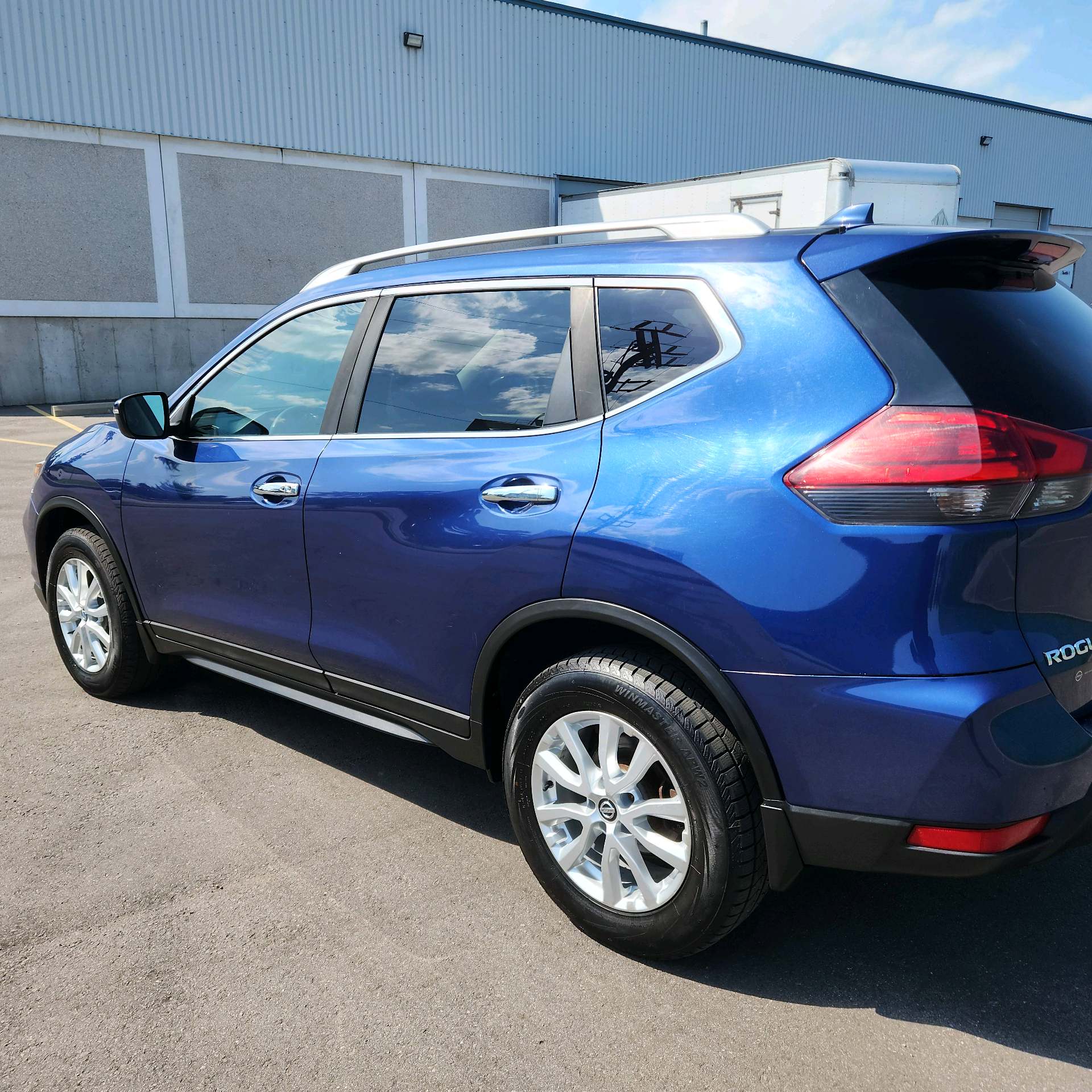 /bluechipautomobile/2017-Nissan-Rogue-19782533520901535.jpg