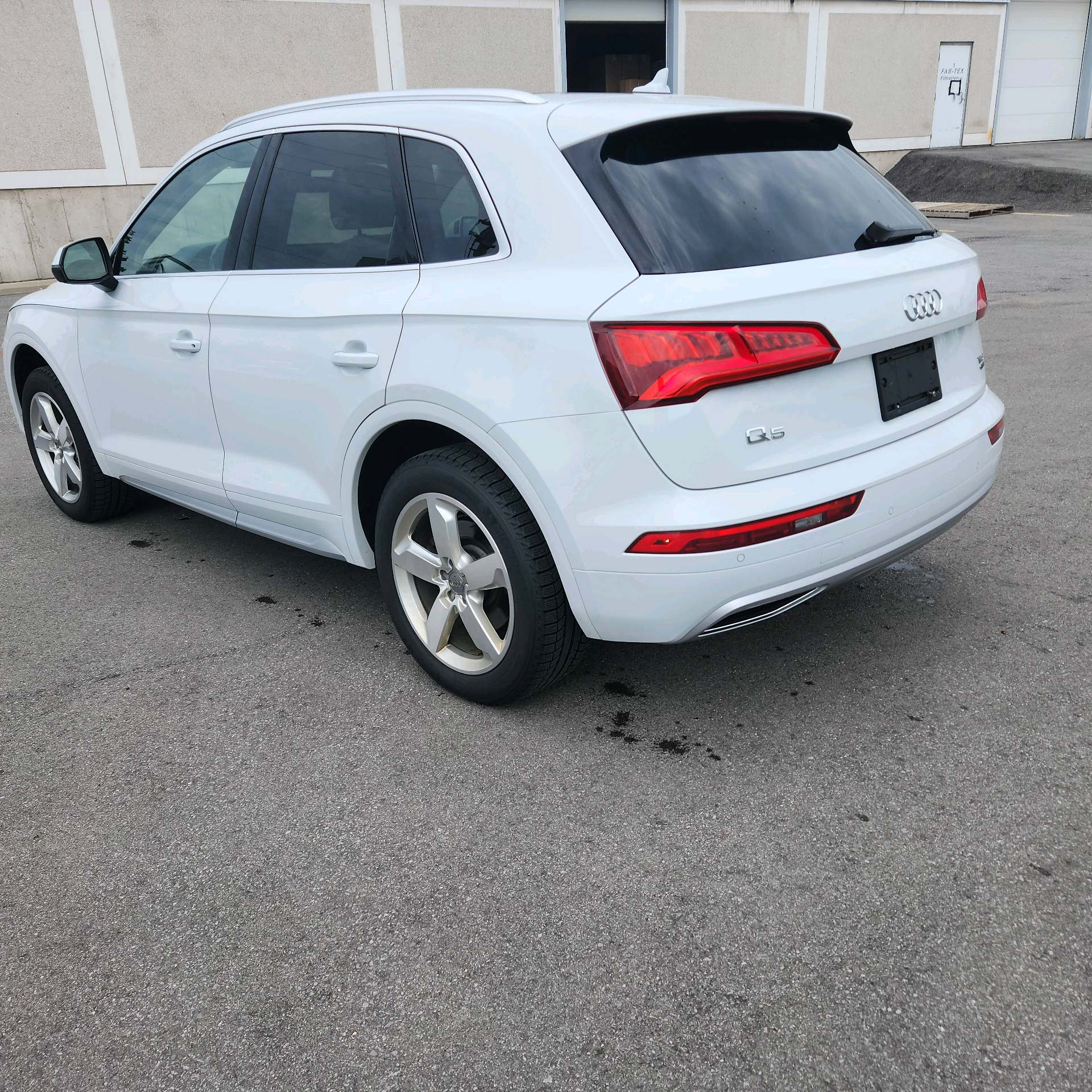 /bluechipautomobile/2018-Audi-Q5-3037509716637976.jpg