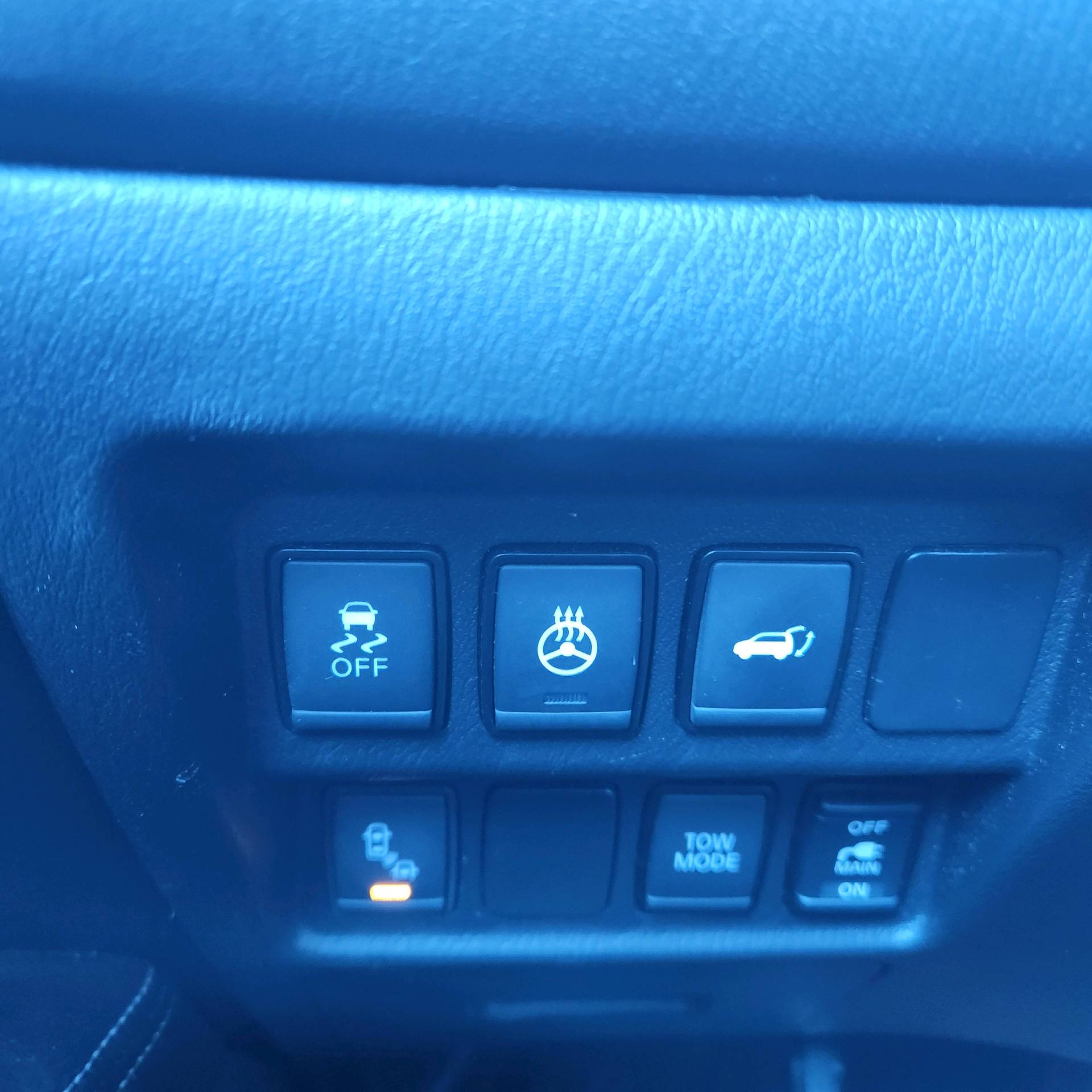/bluechipautomobile/2018-Nissan-Pathfinder-25893158412731077.jpg