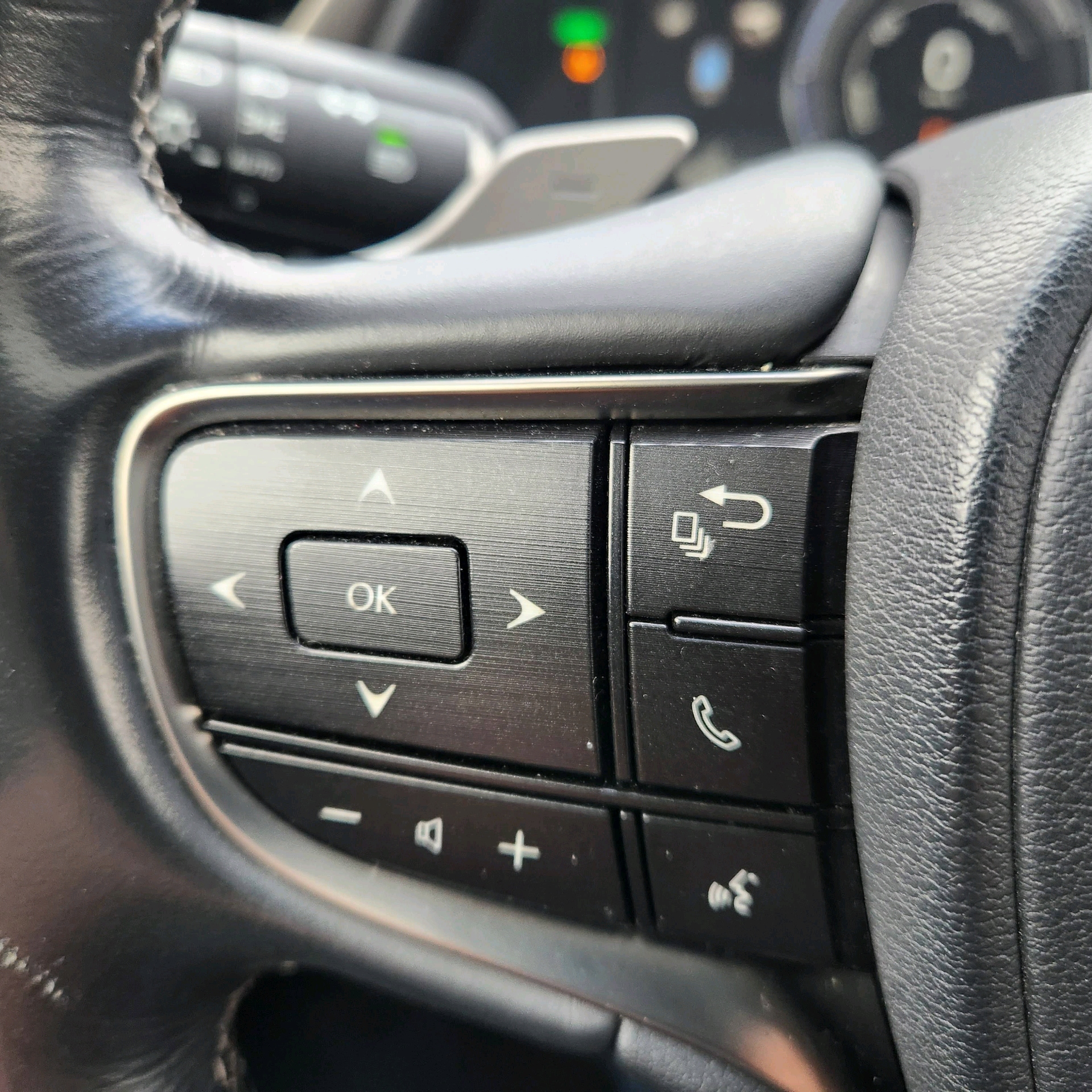 /bluechipautomobile/2019-Lexus-ES-8446321297745483.jpg