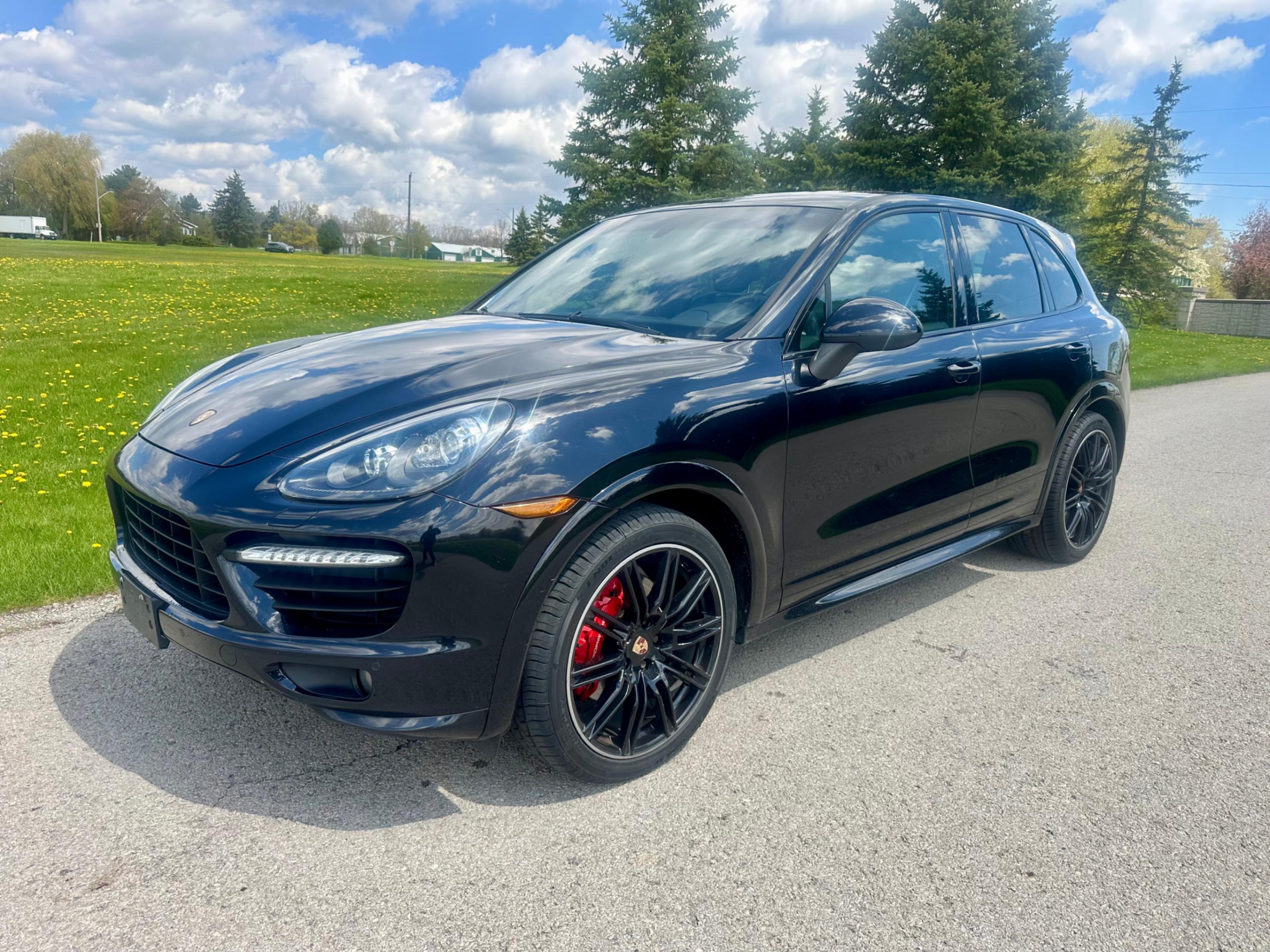 2013 Porsche Cayenne AWD 4dr GTS